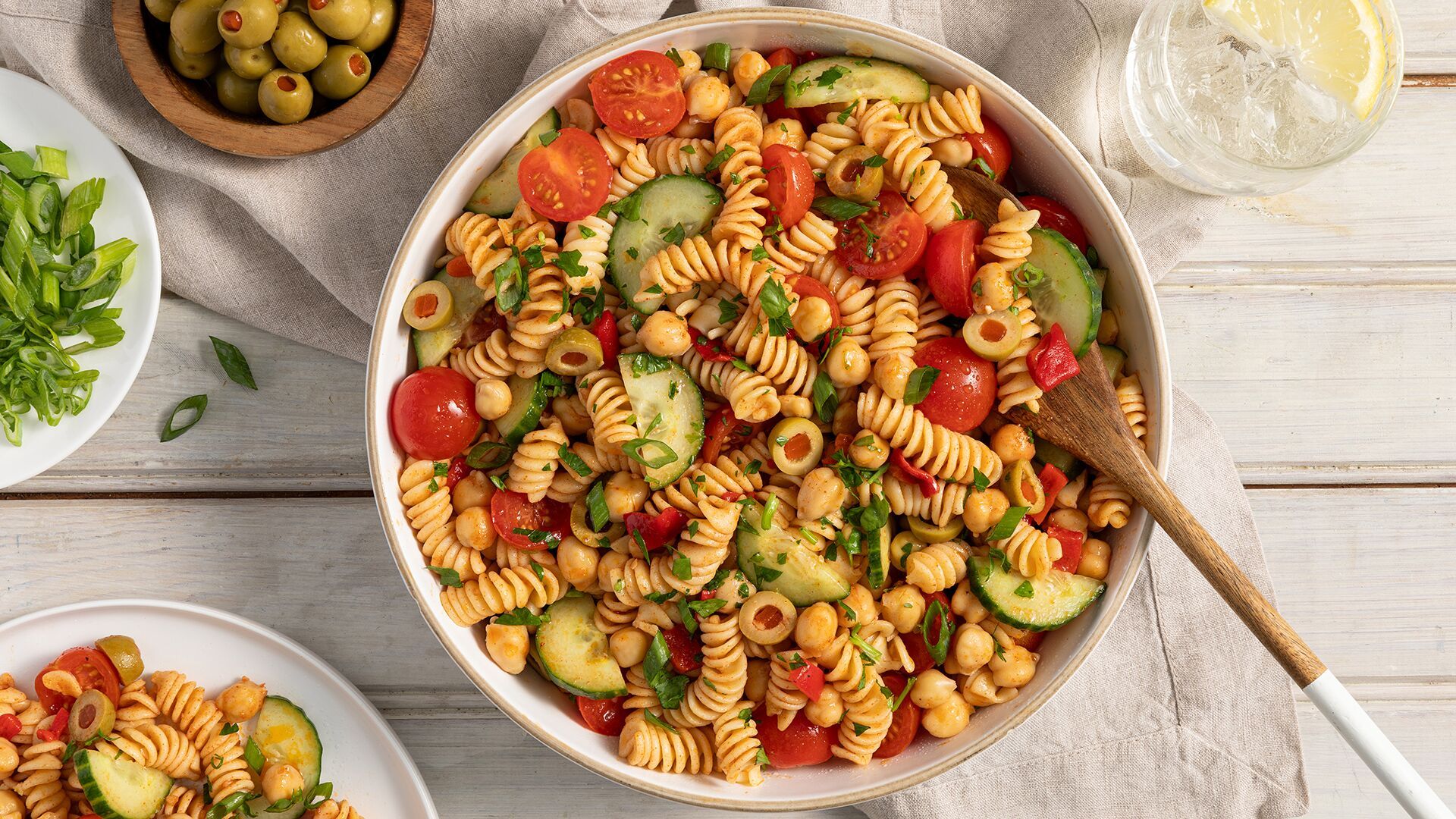 1920x1080 Pasta Salad with Chickpeas and Roasted Red Peppers