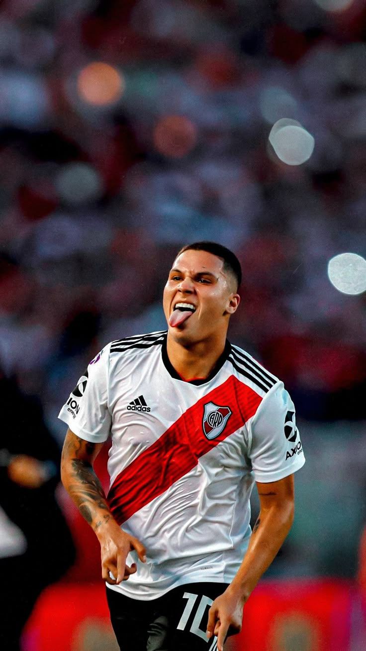 736x1308 Juanfer quintero wallpaper. Juan fernando quintero river, Jugadores de river plate, Futbolistas