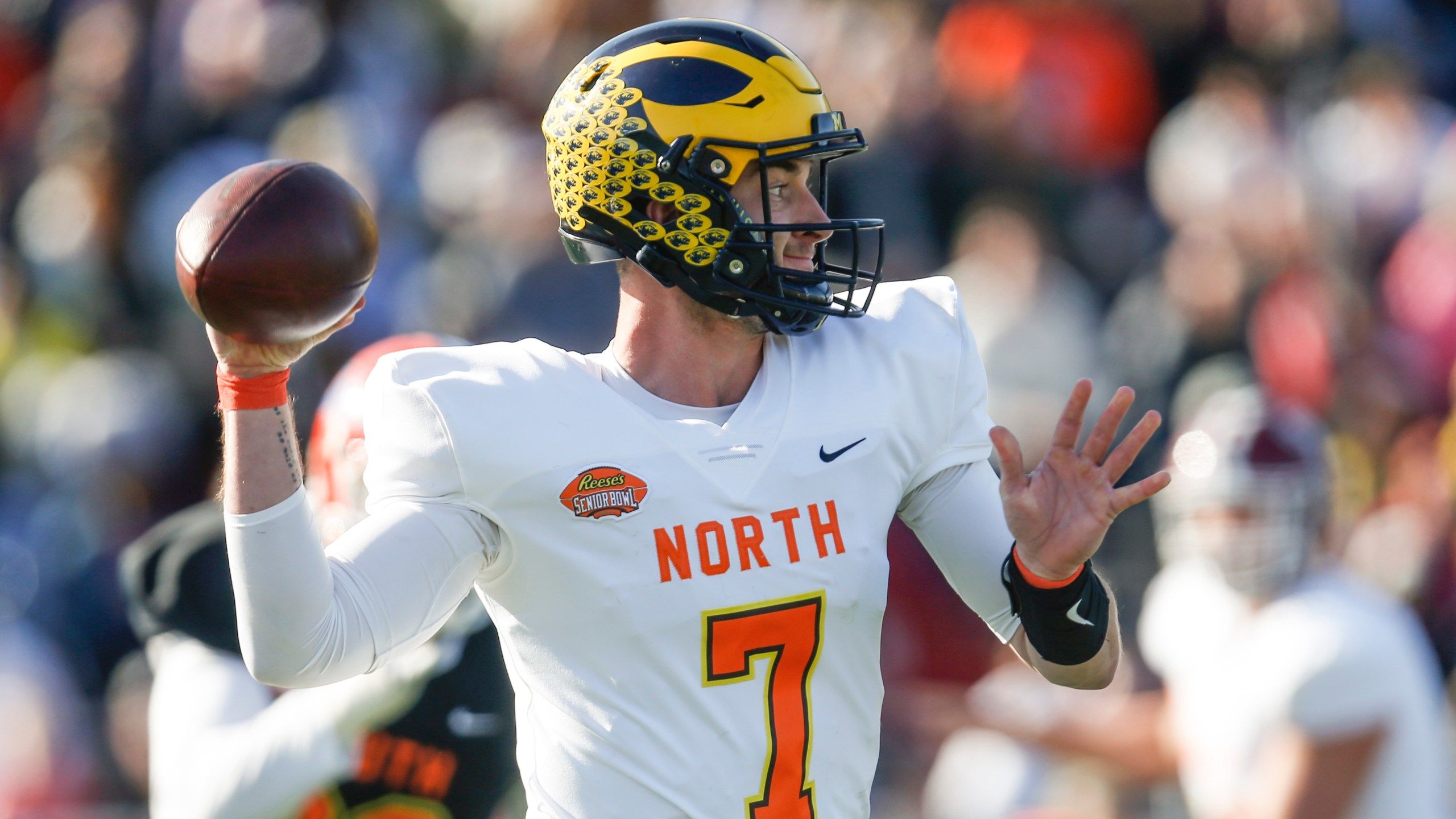 2560x1440 Washington State's Anthony Gordon leads North in Senior Bowl