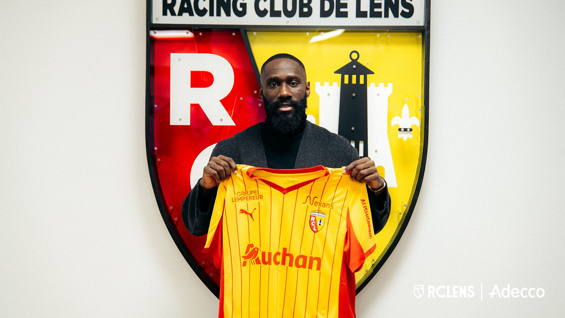 1920x1080 Arthur Masuaku, un joueur de devoir dans le couloir