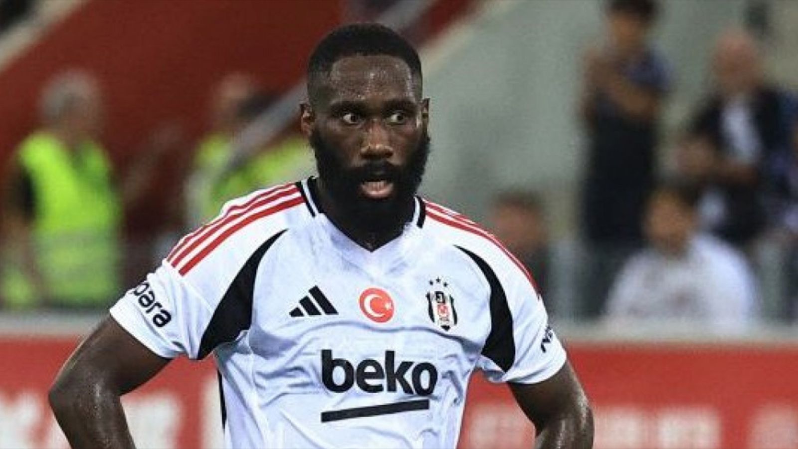 1600x900 Arthur Masuaku, Sunderland'e transfer oldu