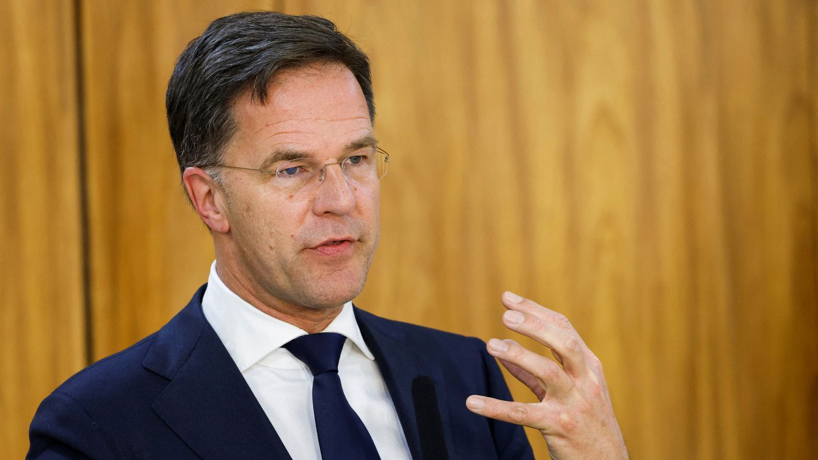 1600x900 Dutch PM Mark Rutte resigns after collapse of coalition government