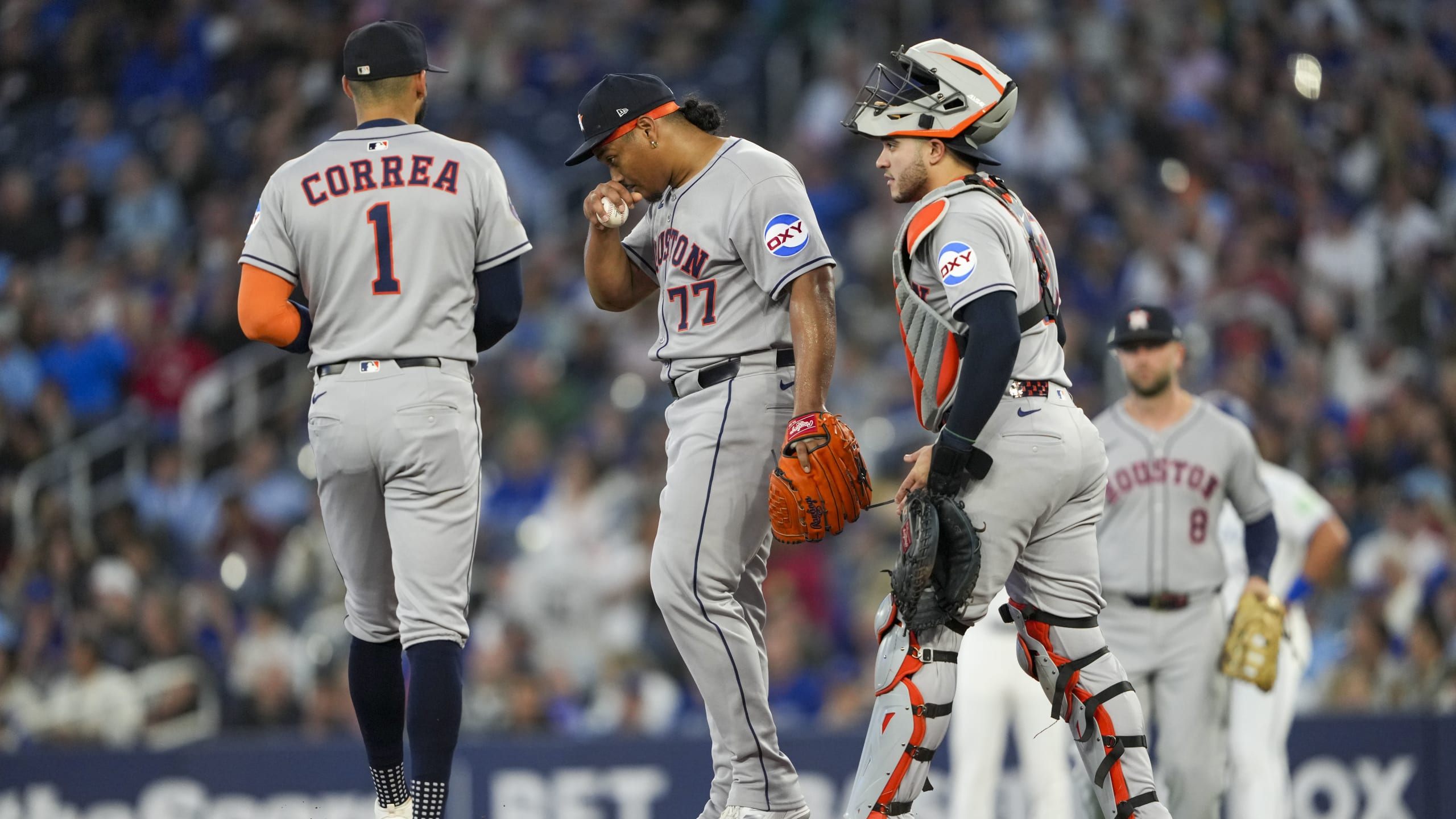 2560x1440 Astros' Luis Garcia exits his second start since Tommy John surgery with elbow discomfort