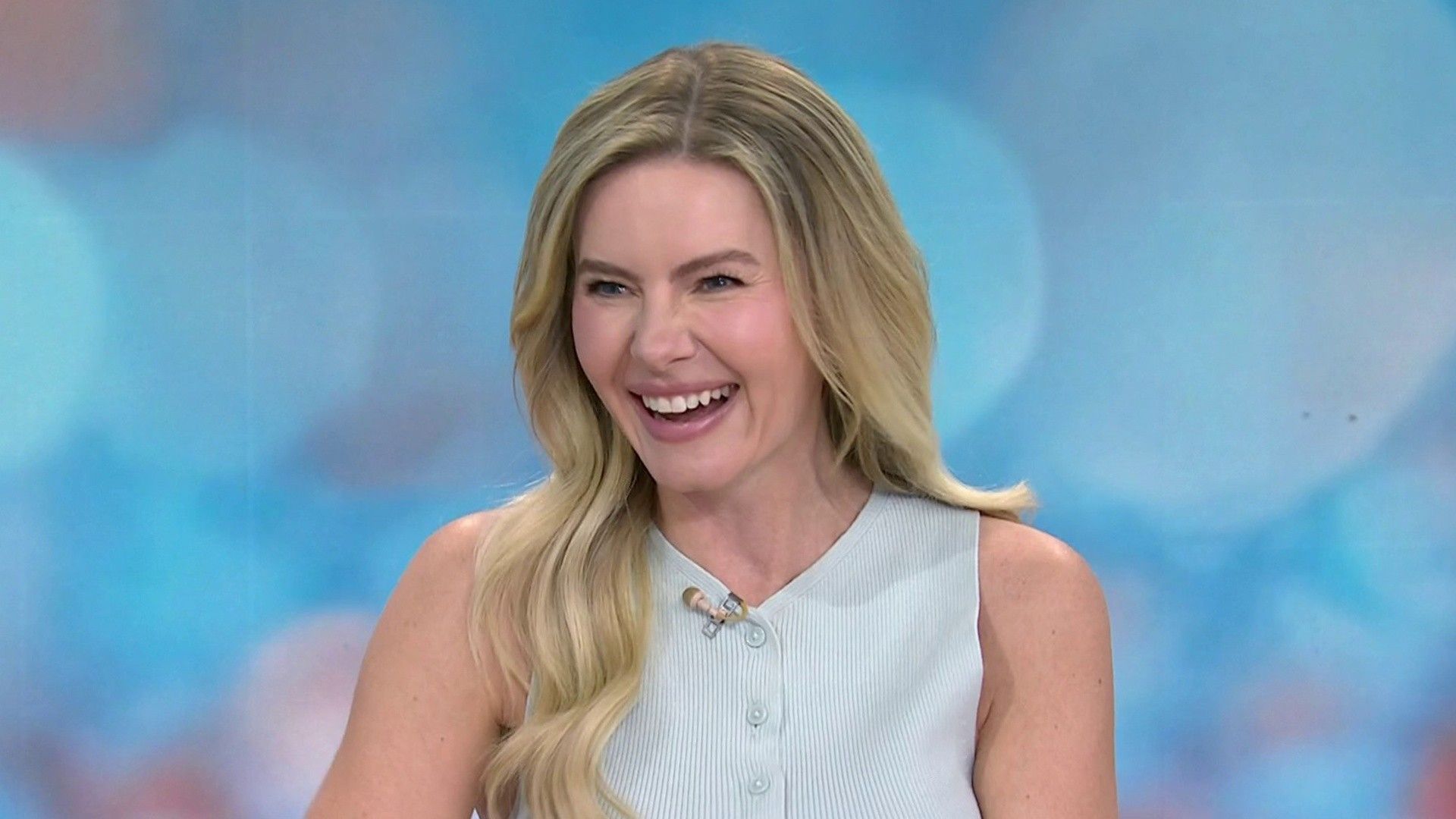 1920x1080 June Diane Raphael of 'Grace and Frankie': 'Most actors are tiny'