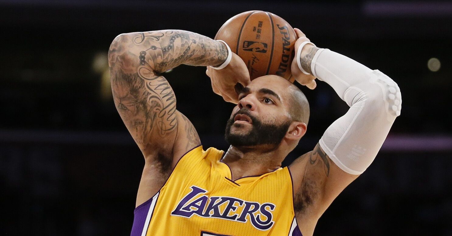 1486x776 Why is Carlos Boozer still available? One exec says think defense