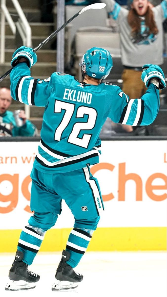 676x1200 William Eklund