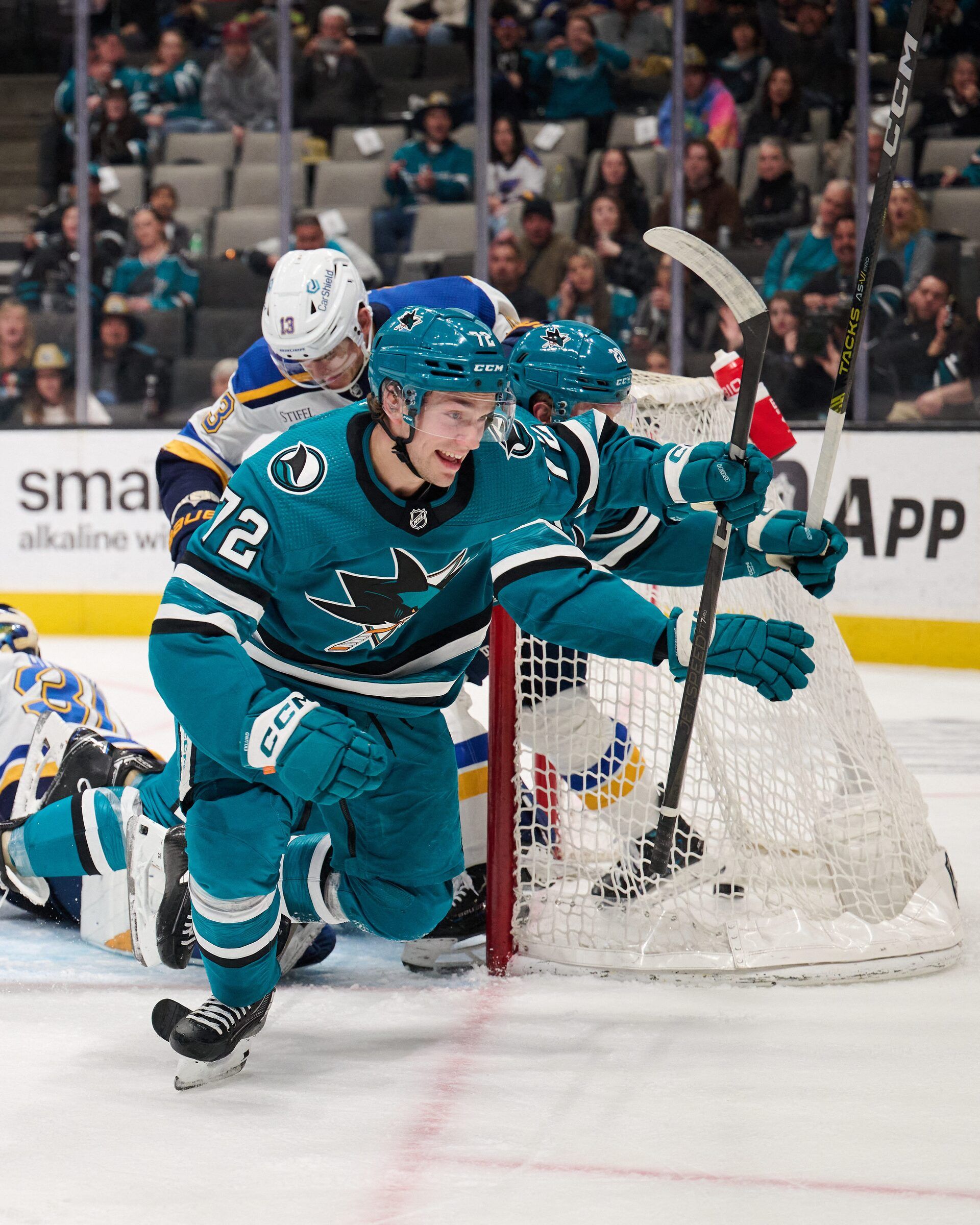 1920x2400 William Eklund's hat trick takes down Blues in OT