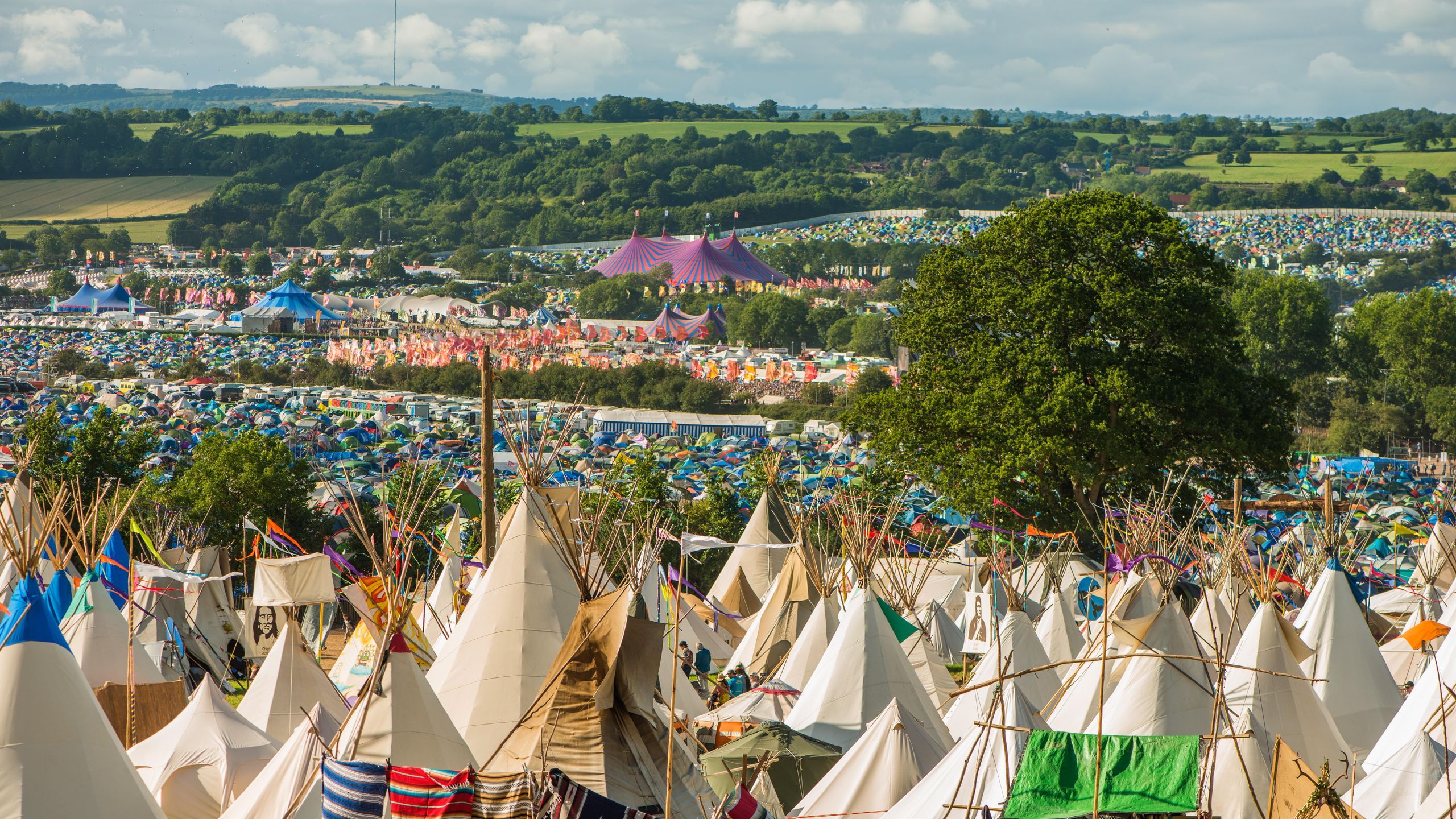 2560x1440 The ultimate guide to packing for UK festivals