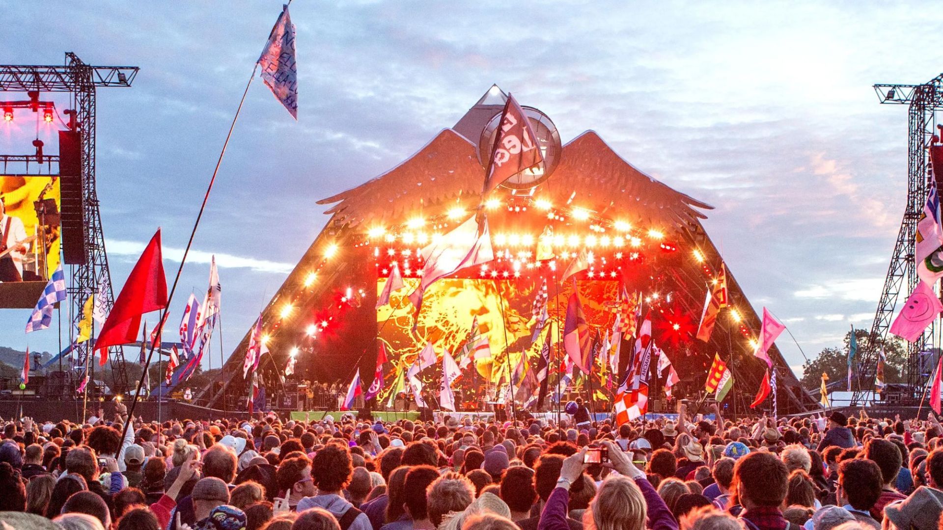 1920x1080 Glastonbury fans insist HUGE dance act 'will definitely perform' this year due to 'festival rule'
