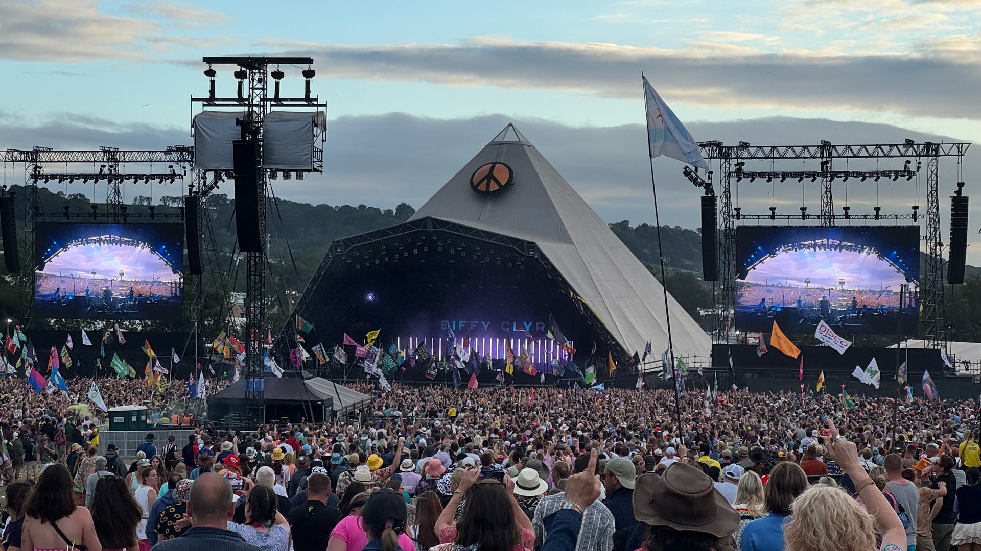 1920x1080 Glastonbury 2025: Volunteering, Recycling, and Rediscovering the Magic