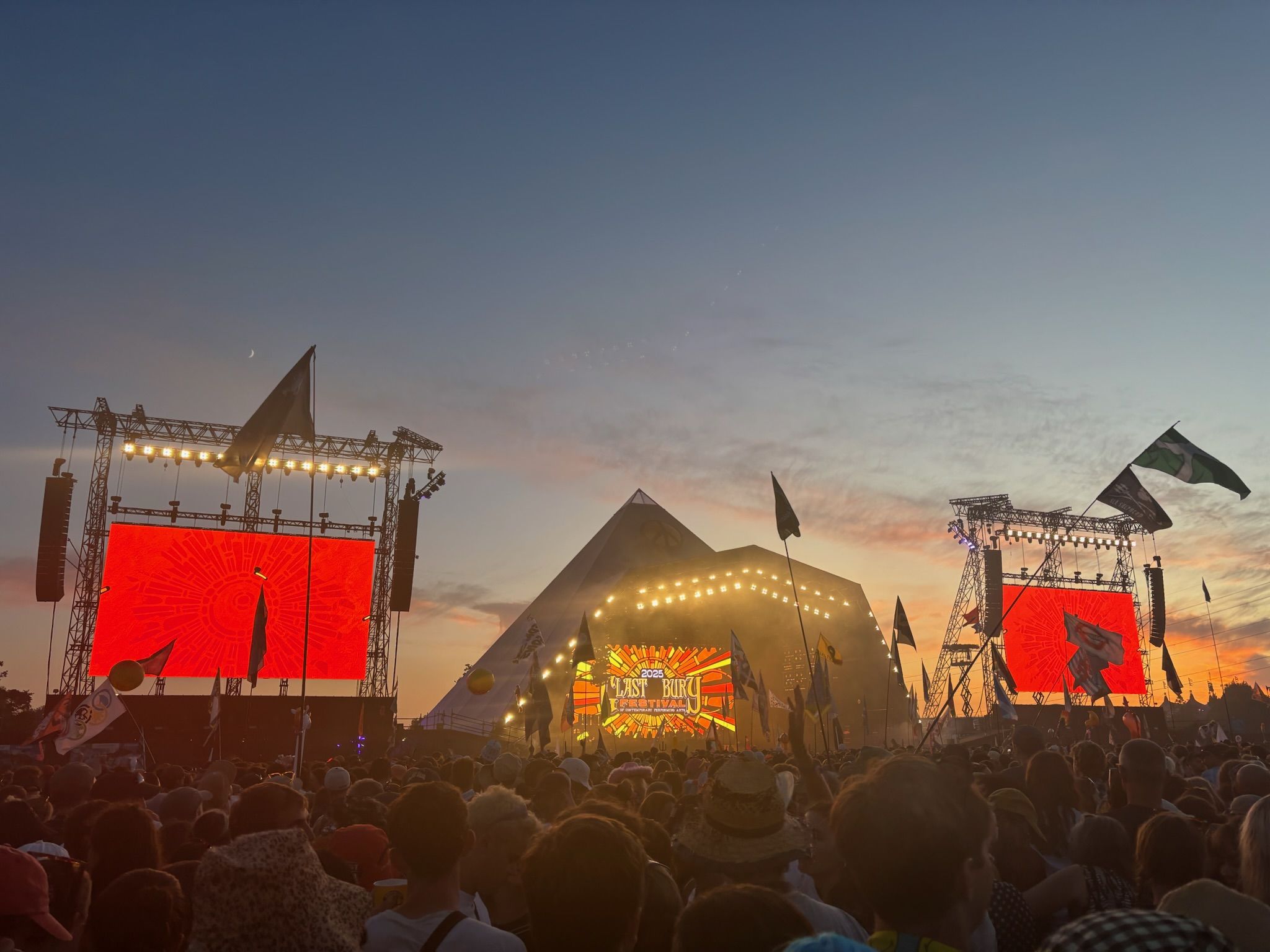 2048x1536 Scene Report: Glastonbury 2025
