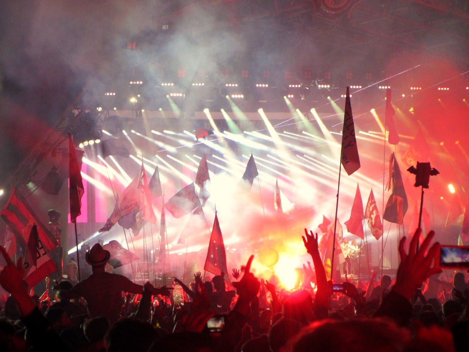 1600x1200 Inspired By The Retired: Currently: GLASTONBURY FESTIVAL EDITION!