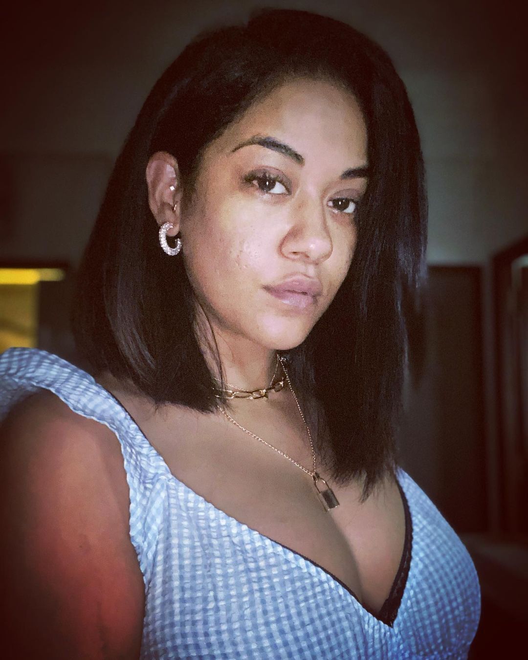 1080x1350 Mumaith Khan Photo. Mumaith Khan Latest HD Pics. Mumaith Khan New Image