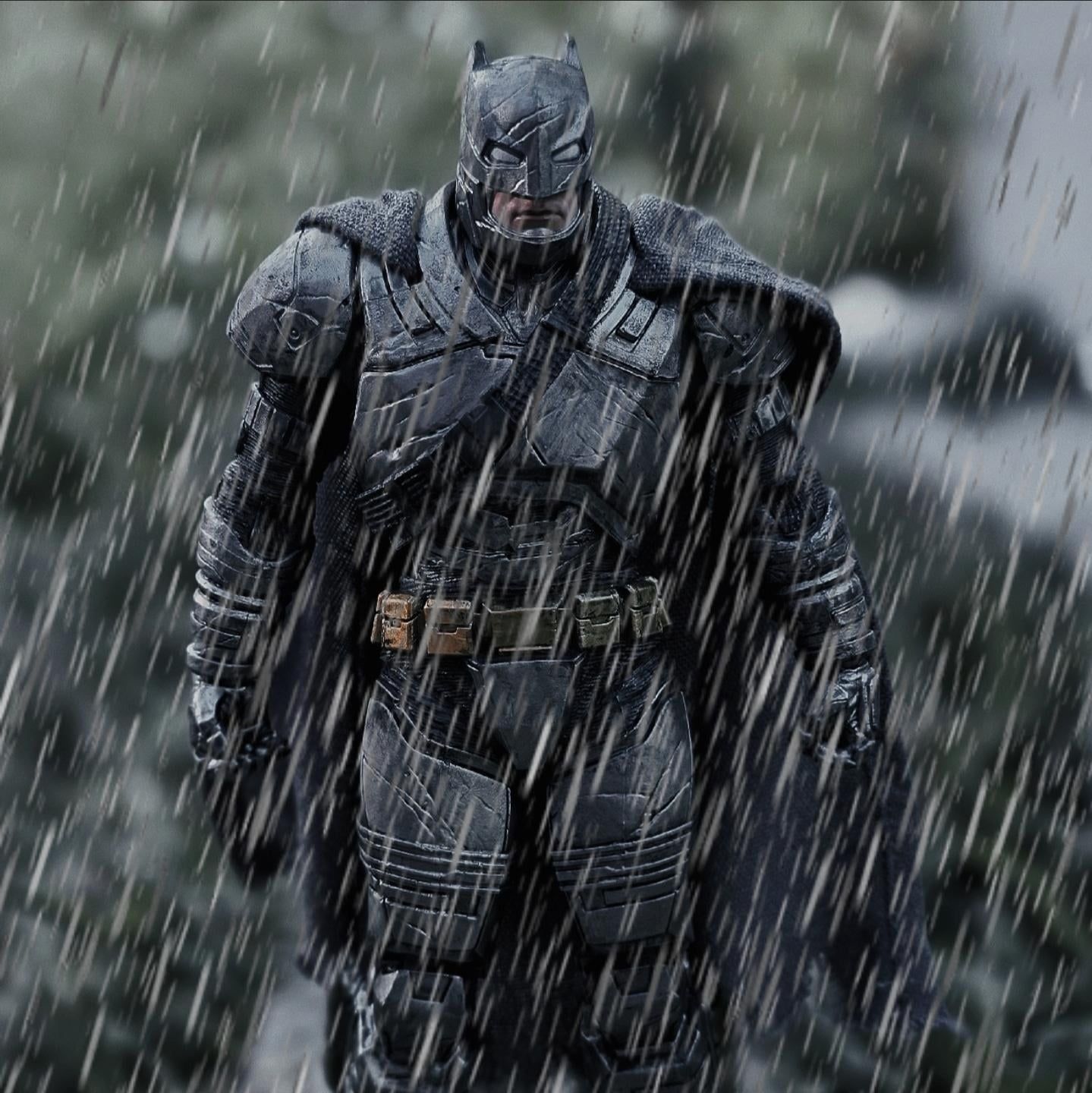 1439x1440 Tell me, Do You Bleed?