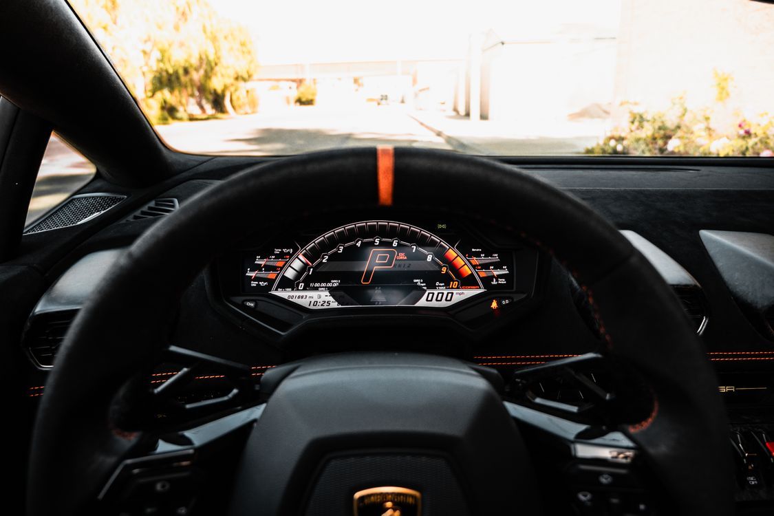 1125x750 Black Instrument Panel Of A Car · Free