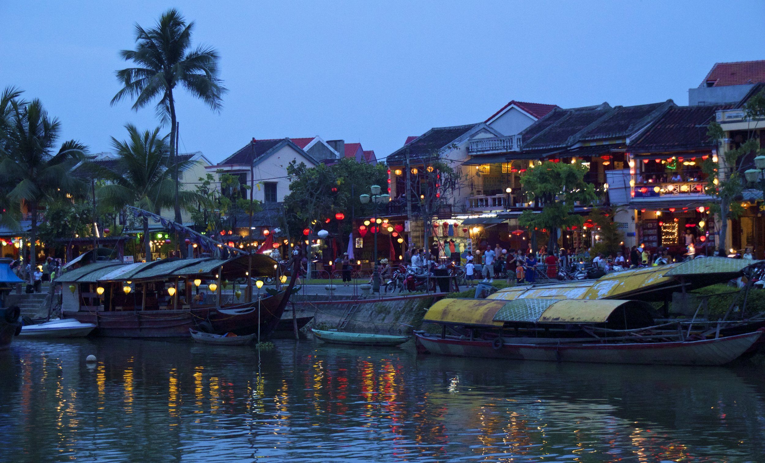 2500x1515 Peter Helps Light The Lanterns Of Hoi An (Vietnam). Peter's Big Adventure