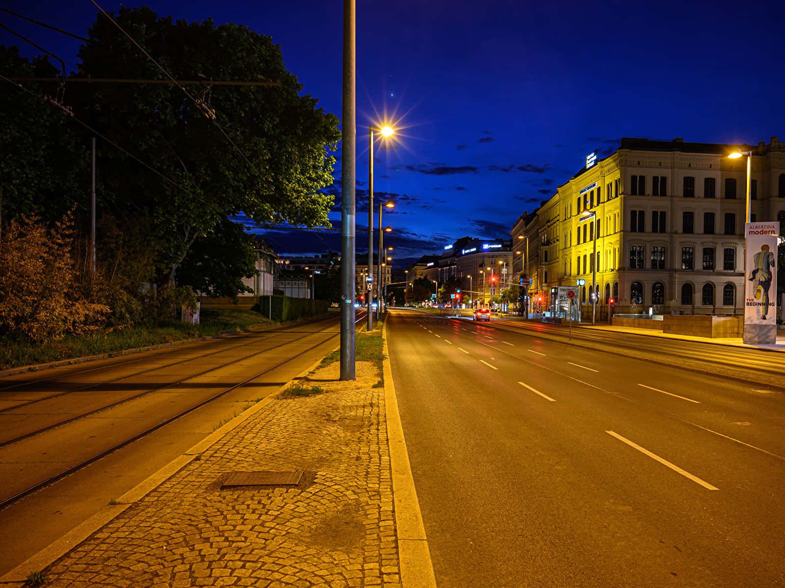 1600x1200 Download Street Light Pole Wallpaper