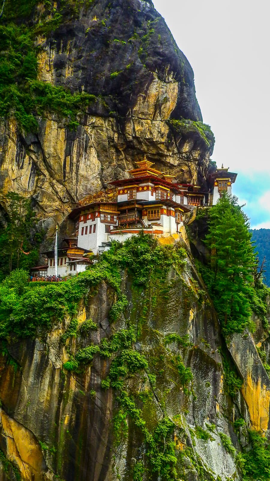 900x1600 Most Famous Buddhist Temples in the World
