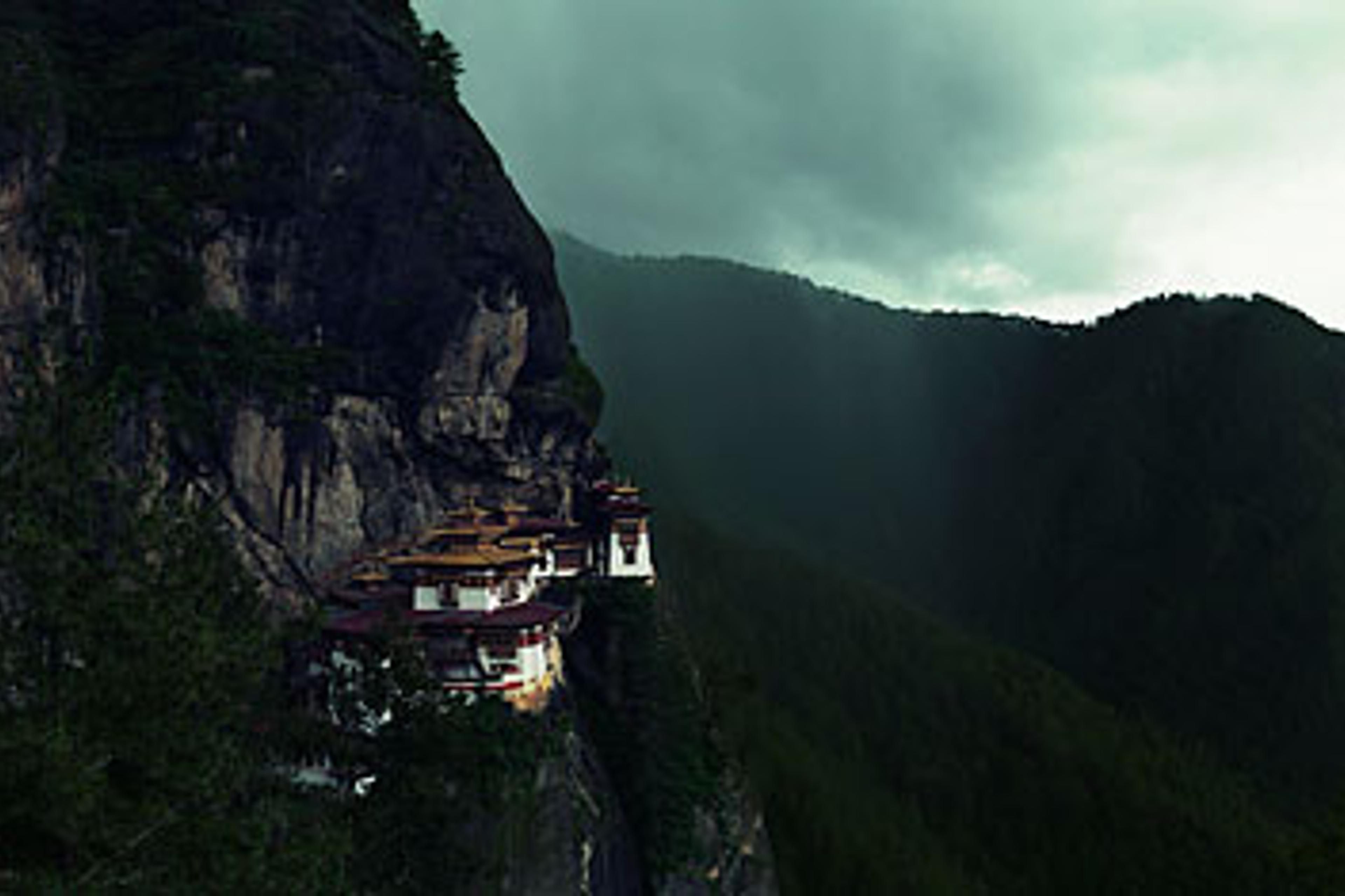 3840x2560 This Is the Last Authentic Place on Earth'