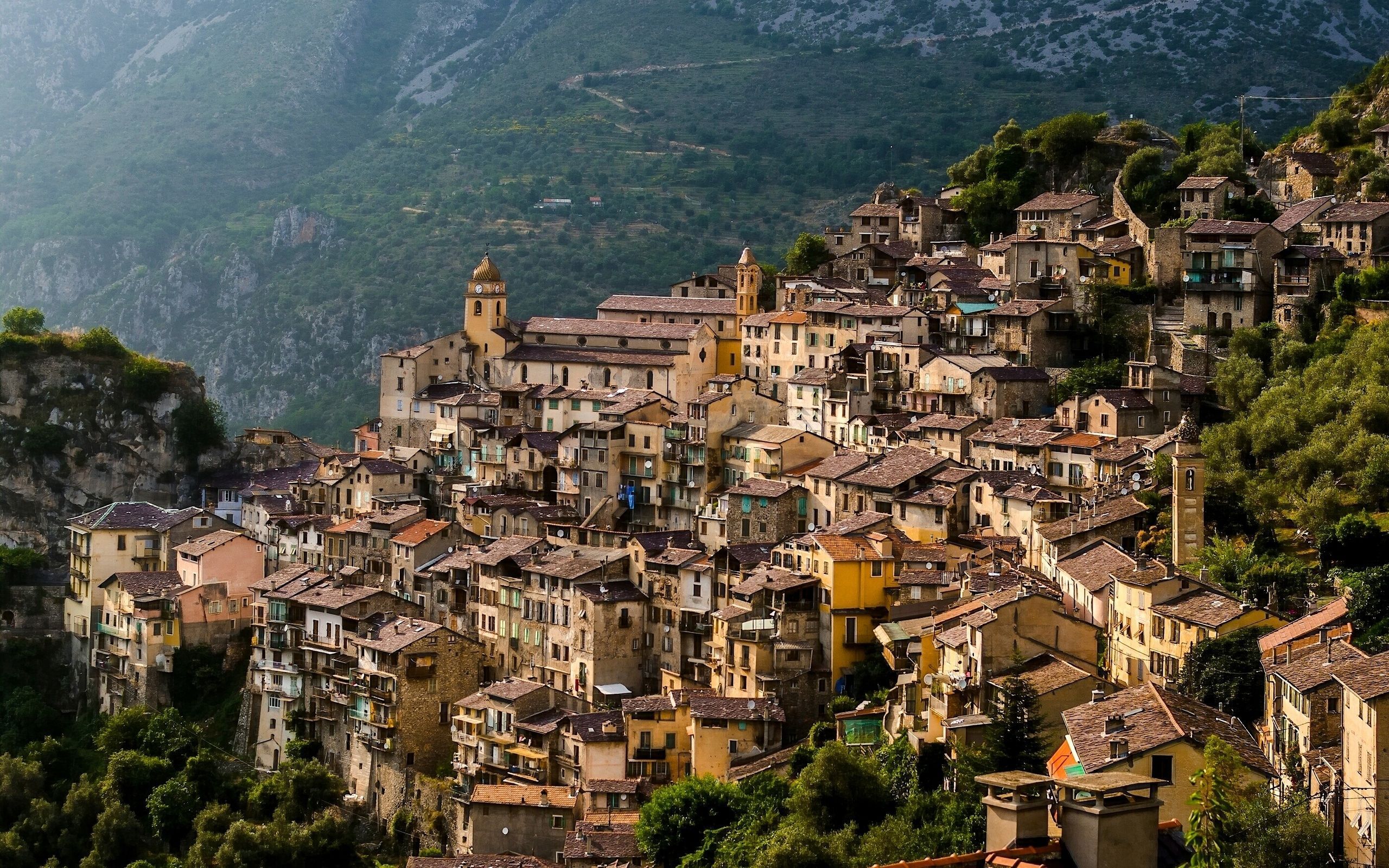 2560x1600 French Town Wallpaper