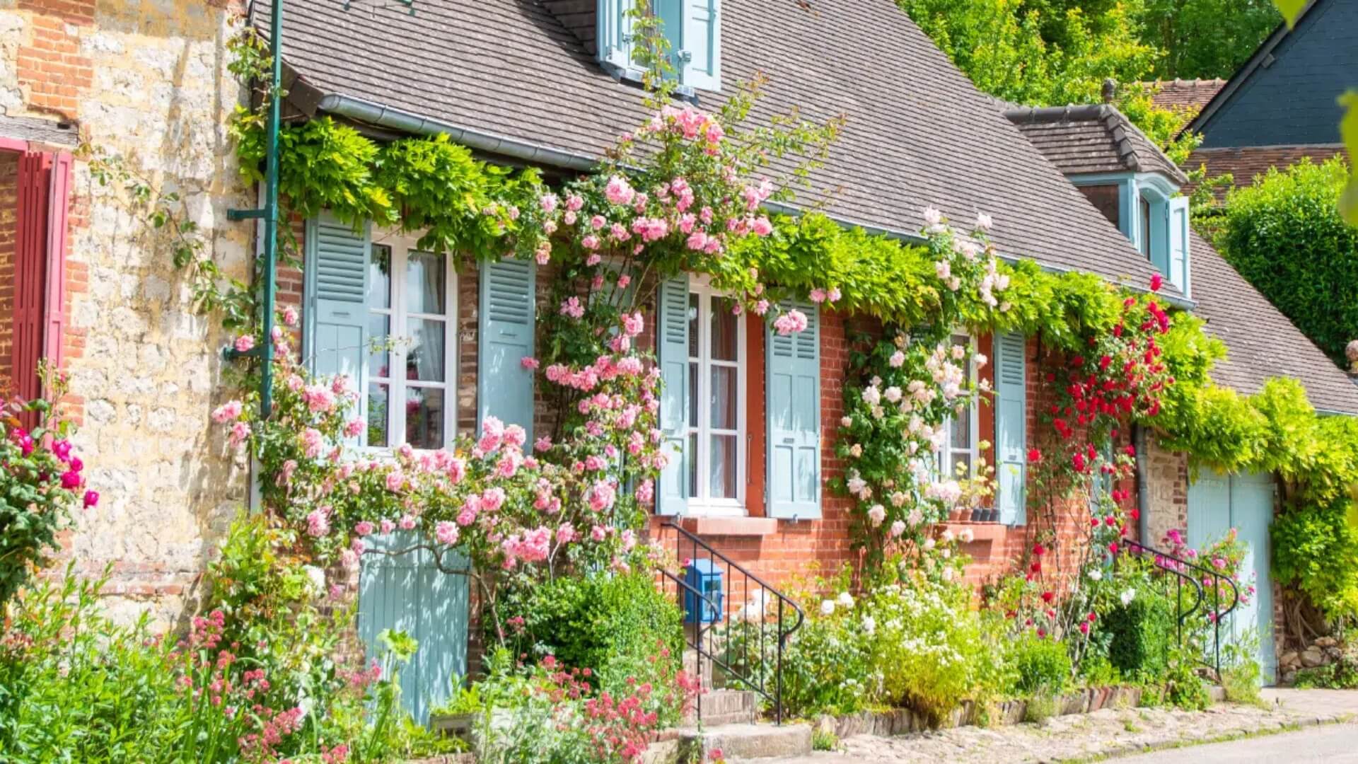 1920x1080 The Most Charming French Villages to Visit This Summer
