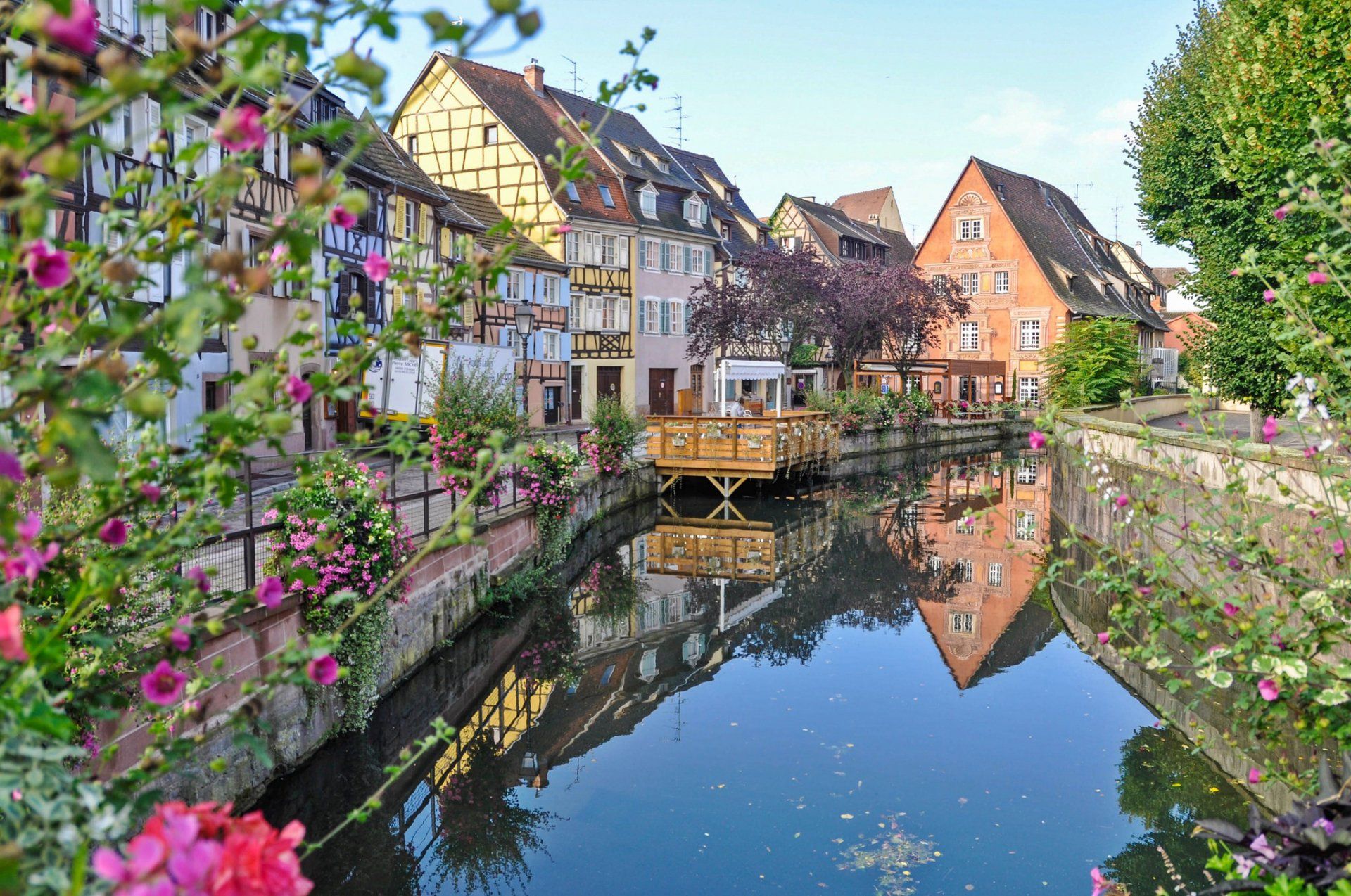 1920x1274 Reflections of Colmar: Canal Houses of French Alsace (HD Wallpaper)x1359