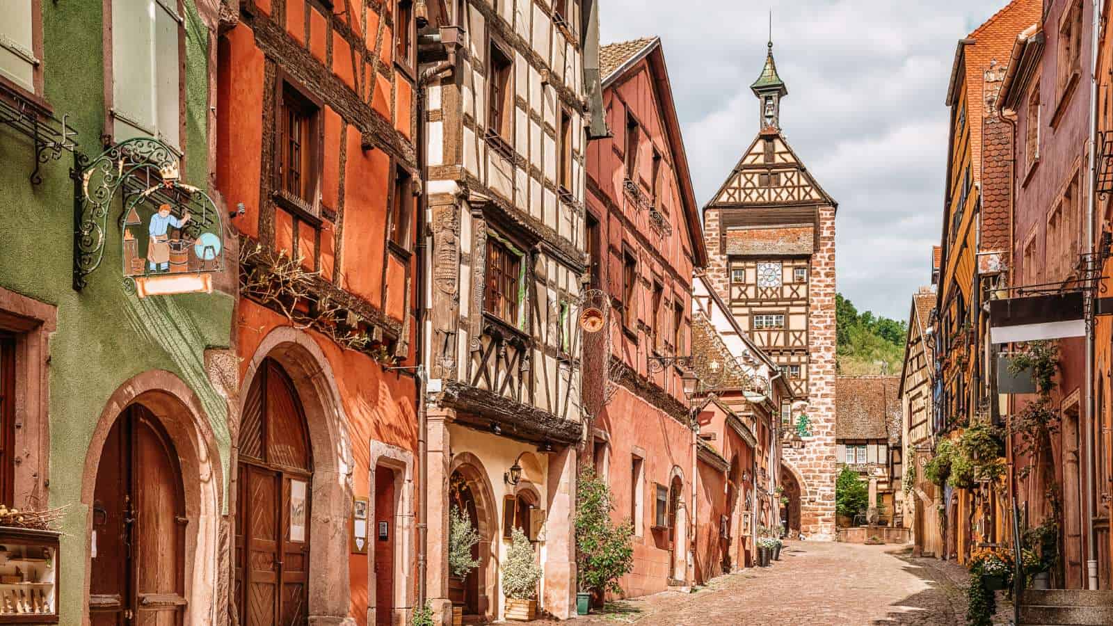 1600x900 Medieval Towns in France So Beautiful, You'll Feel Like You're in a Fairytale