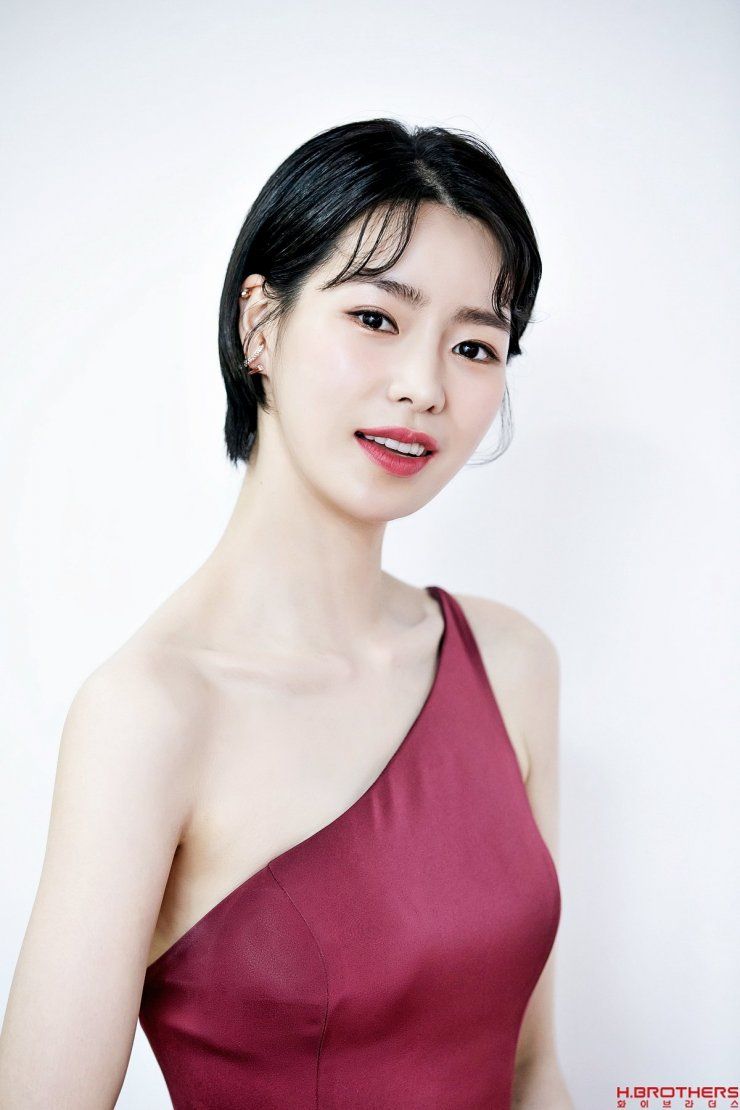 740x1110 Lim Ji Yeon Wallpaper