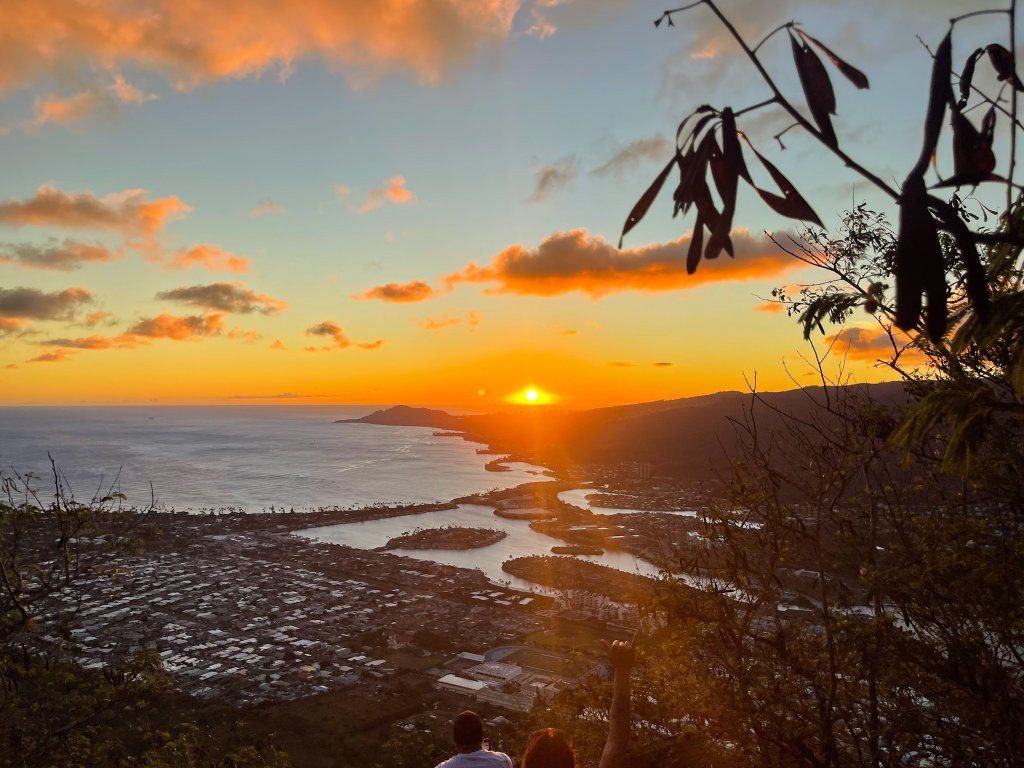 1024x768 Koko Head Hike Hawaii: Hiking The Crater Stairs