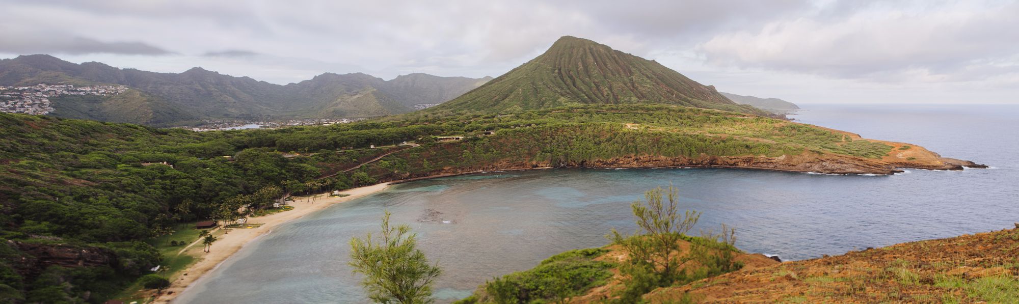 2000x597 Hanauma Bay Ridge Trail. The View Above