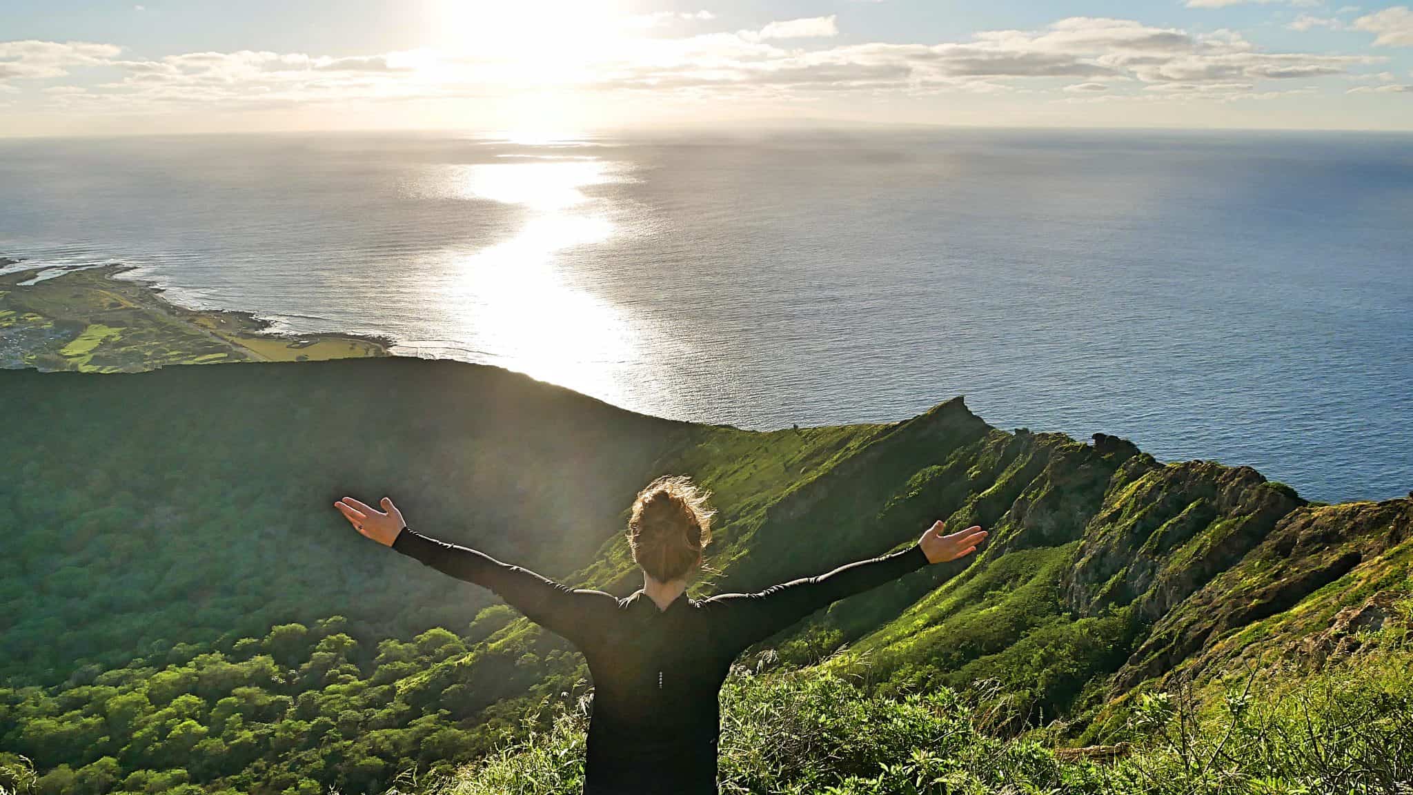 2048x1152 Surviving All 1048 Stairs To The Top Of Koko Head Trail