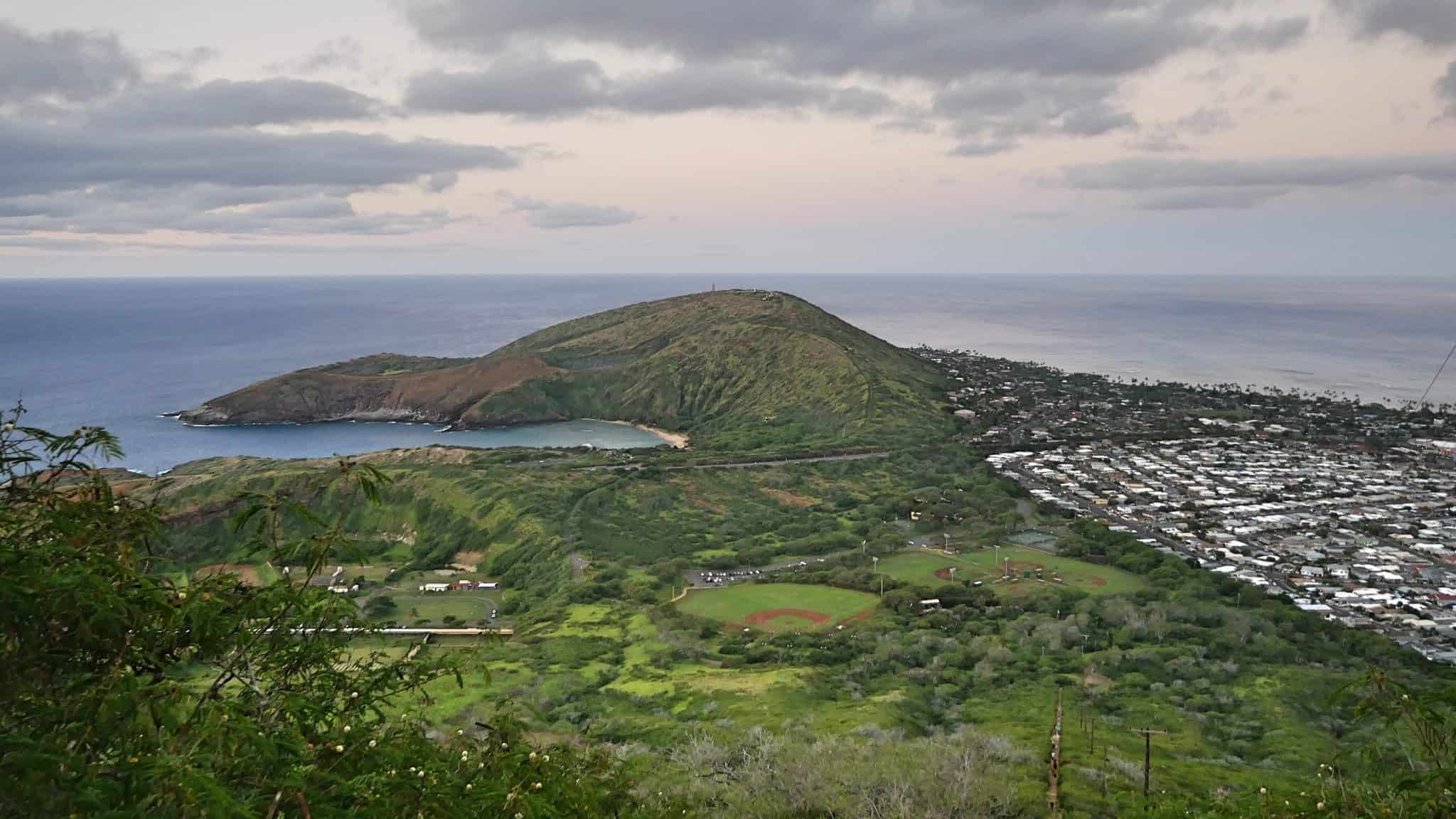 2048x1152 Surviving All 1048 Stairs To The Top Of Koko Head Trail