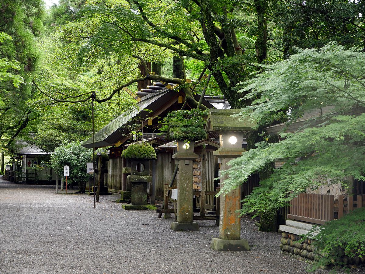 1200x900 Back Post Kyushu with Momiji, Day 5: Takachiho