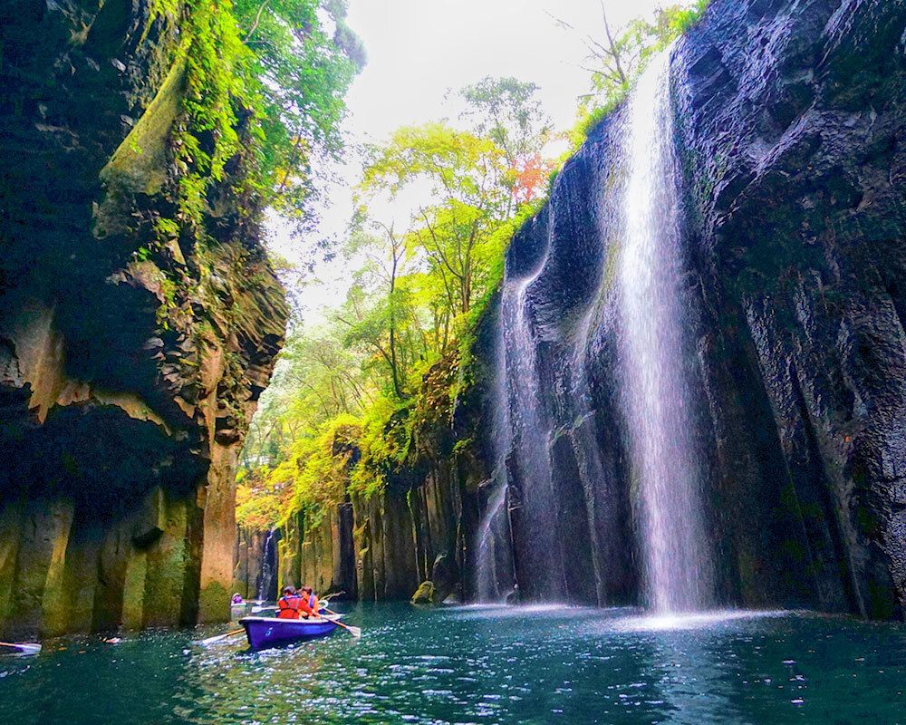 1000x800 Takachiho Gorge