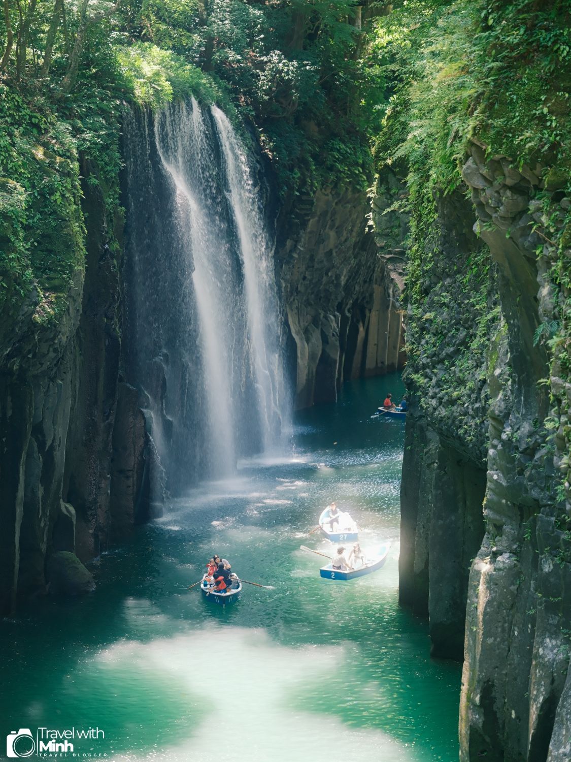 1125x1500 Takachiho Gorge