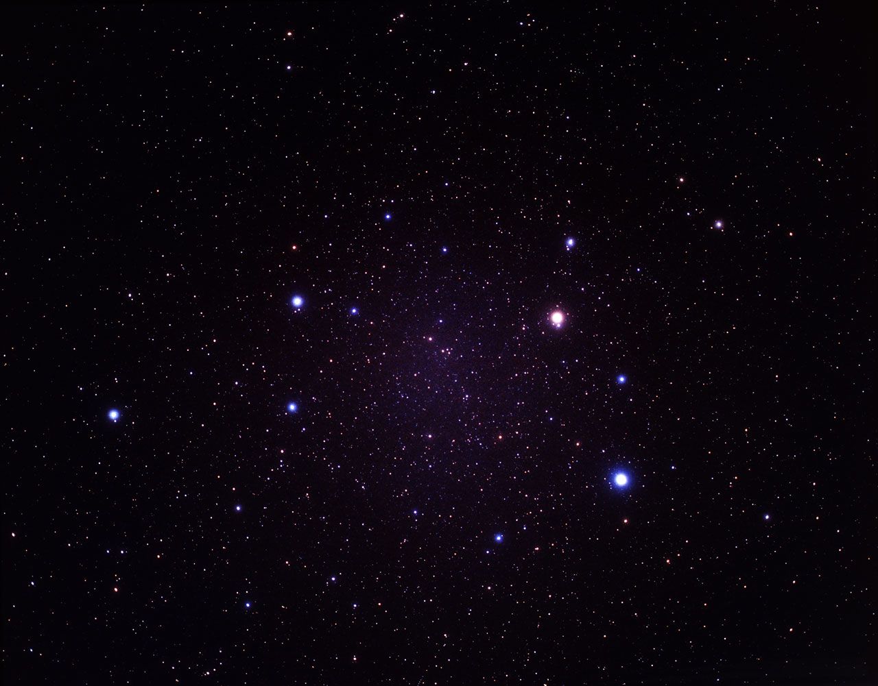 1280x1001 Wide Field Image Of Leo And Arp 87 (ground Based Image)