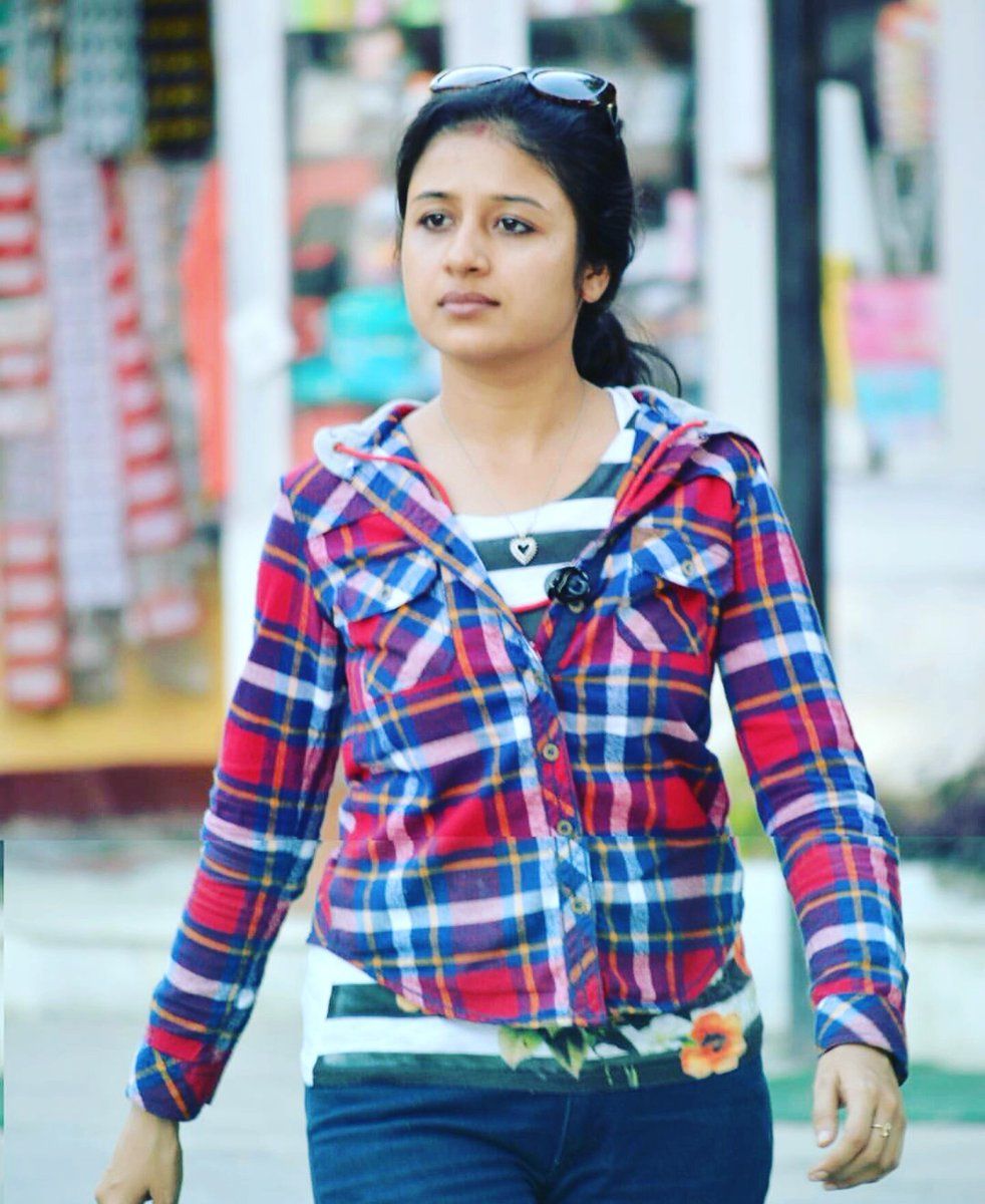 982x1200 Paridhi Sharma!