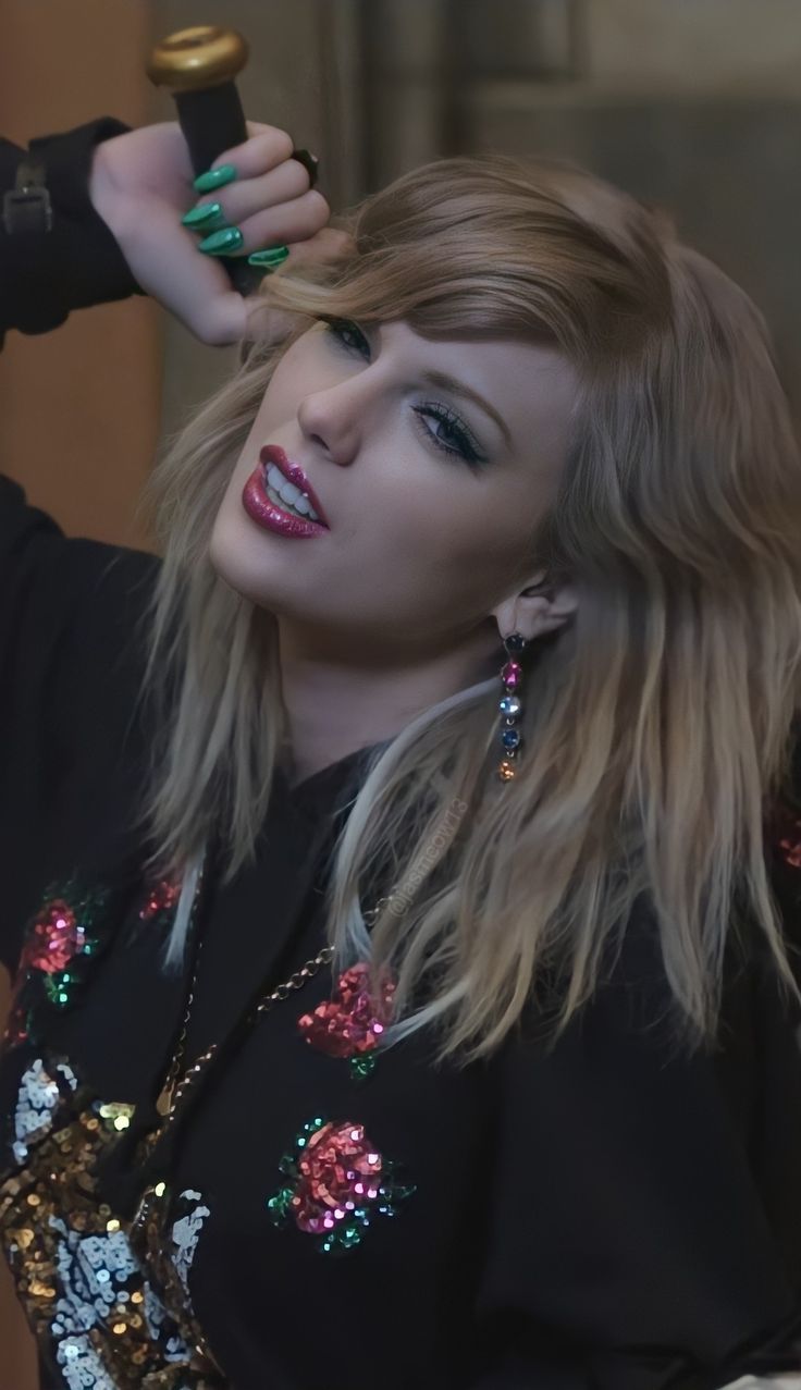 736x1277 Look What You Made Me Do
