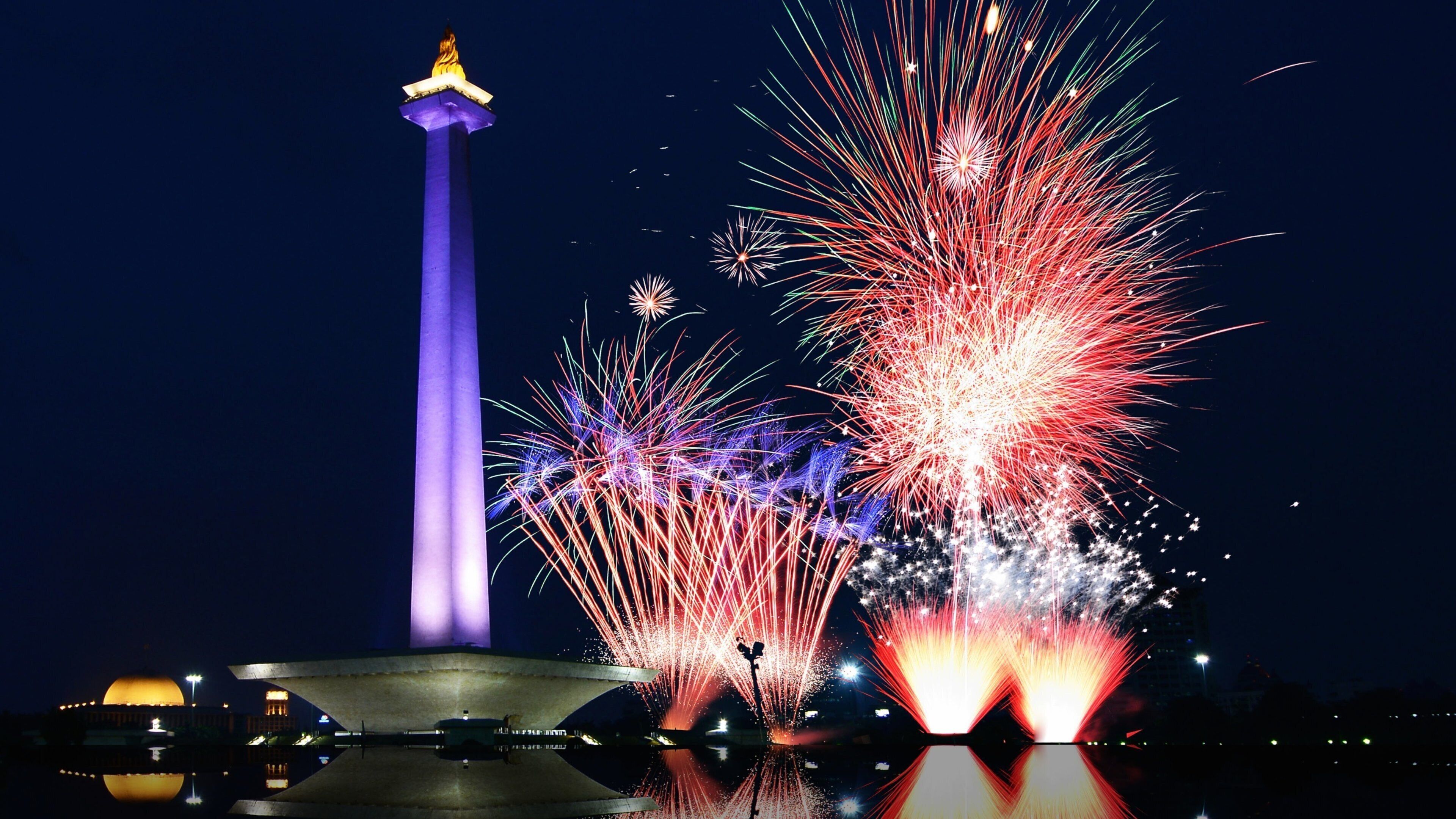 3840x2160 Monumen Nasional di Jakarta Pusat