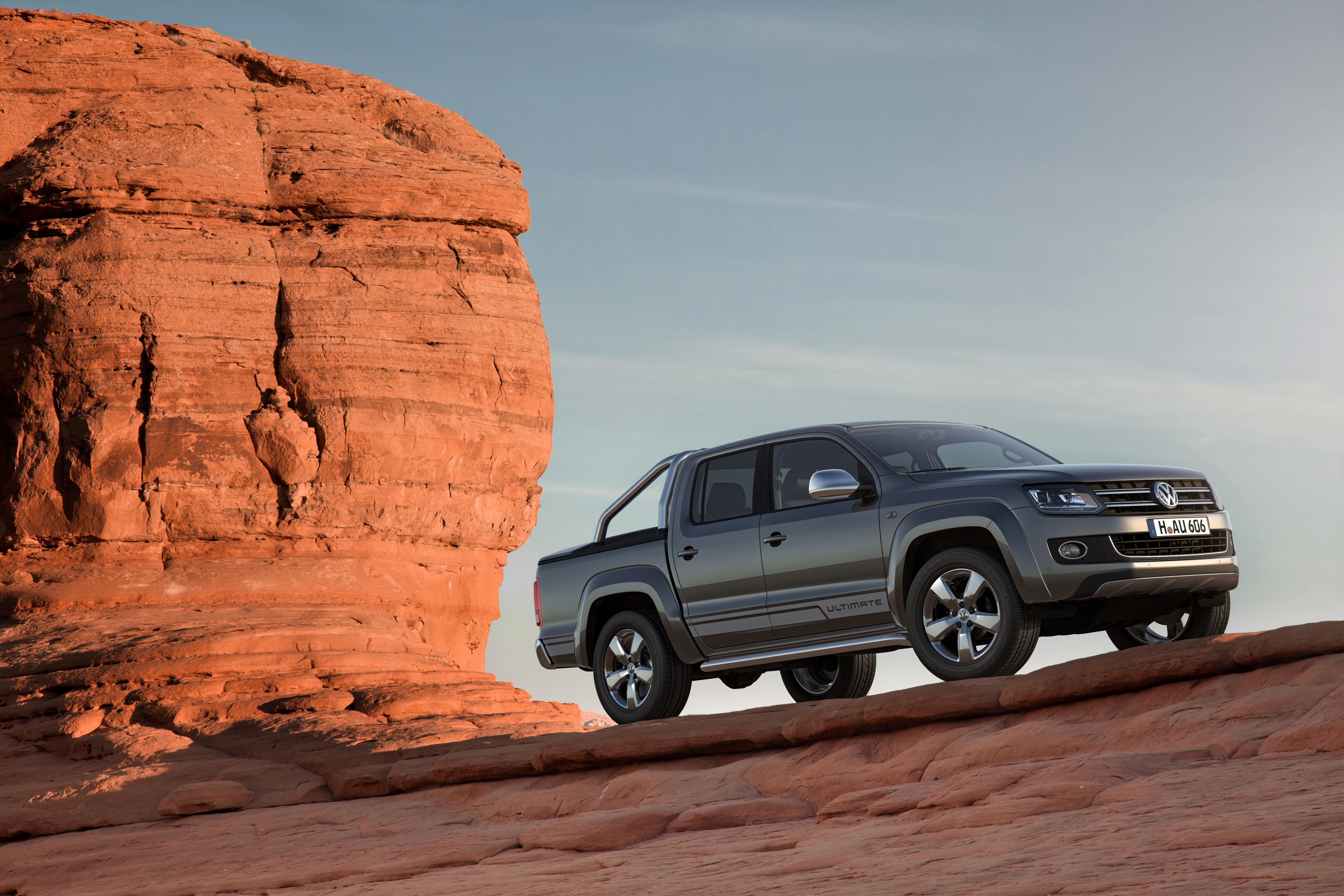 4096x2731 Volkswagen Amarok Adventure: HD Vehicle Wallpaper in Rugged Terrainx1360