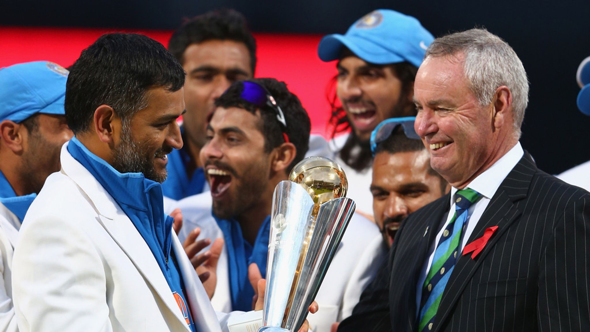 2048x1152 MS Dhoni grateful for rain as India claim Champions Trophy with narrow win