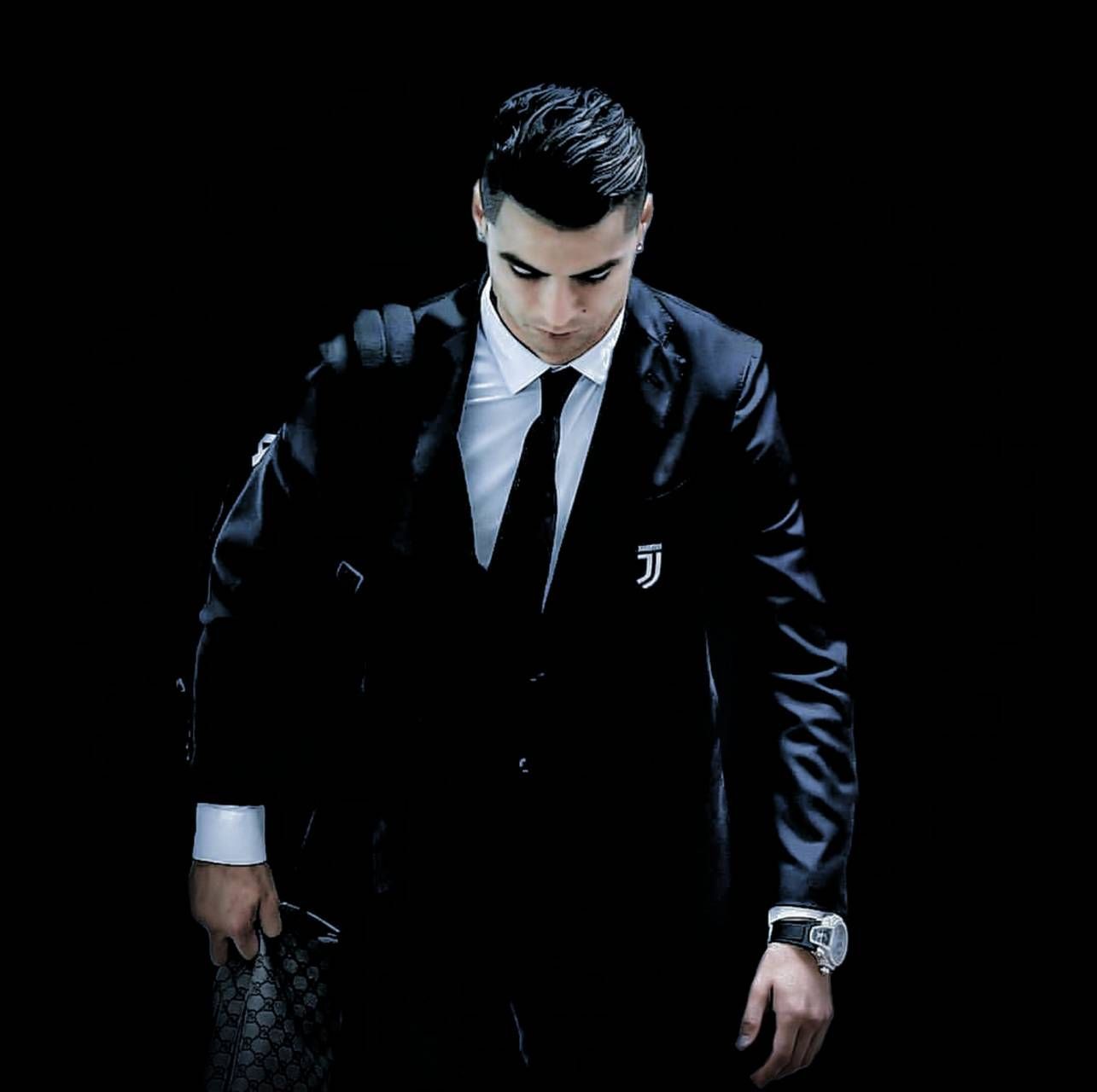 1285x1280 Ronaldo Black Outfit Ronaldo Suit Wallpaper