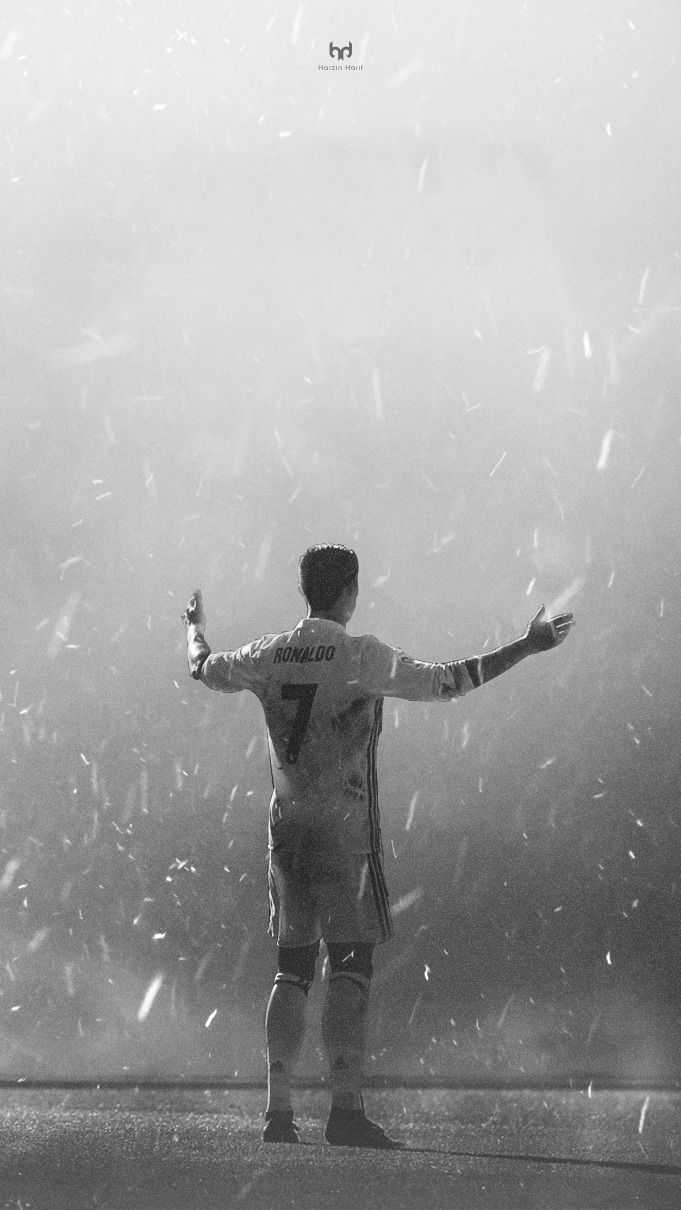 681x1210 Cristiano Ronaldo