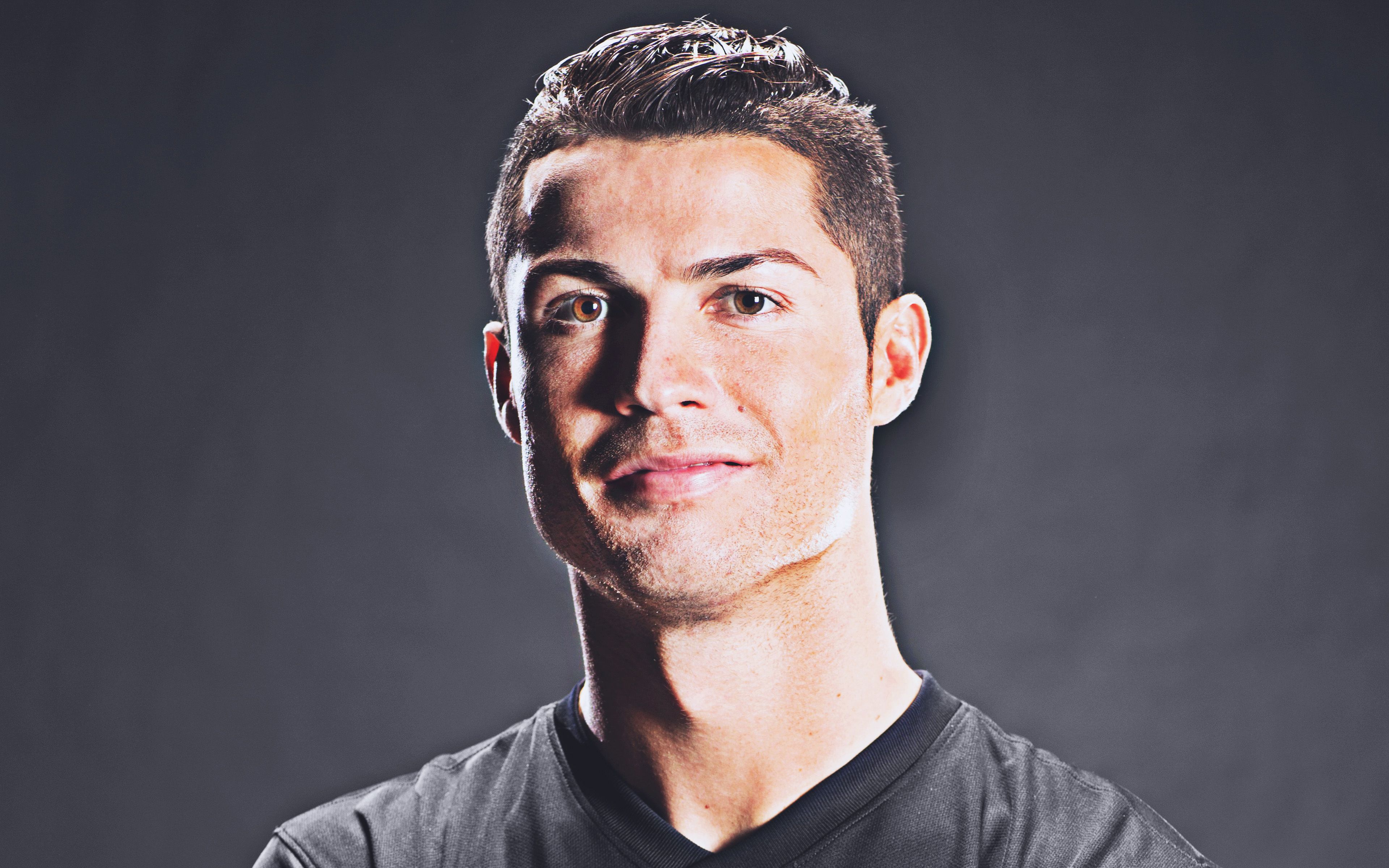 3840x2400 Phone wallpaper: Cristiano Ronaldo, Sports, Portuguese, Soccer 449792