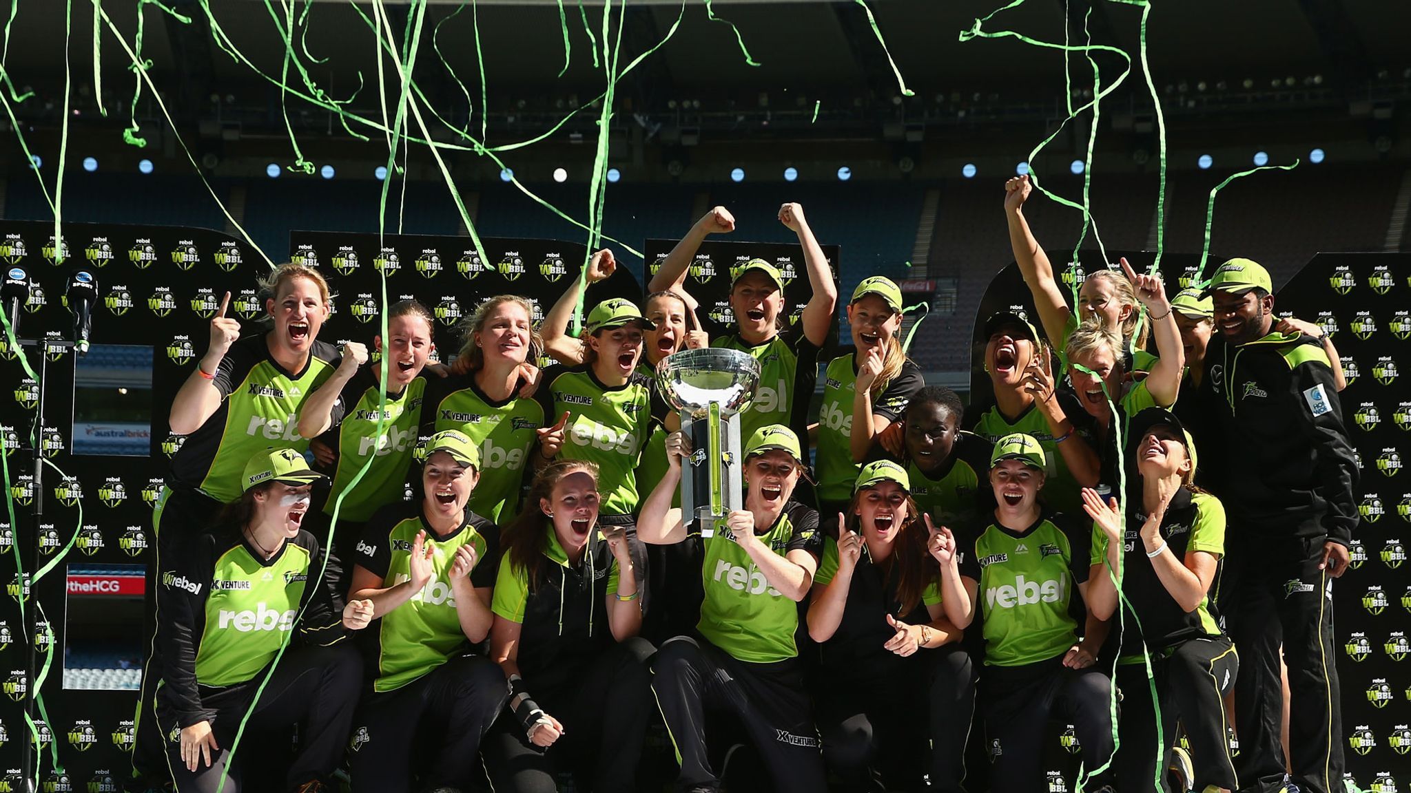 2048x1152 Women's BBL1 Final: Sydney Thunder beat Sydney Sixers