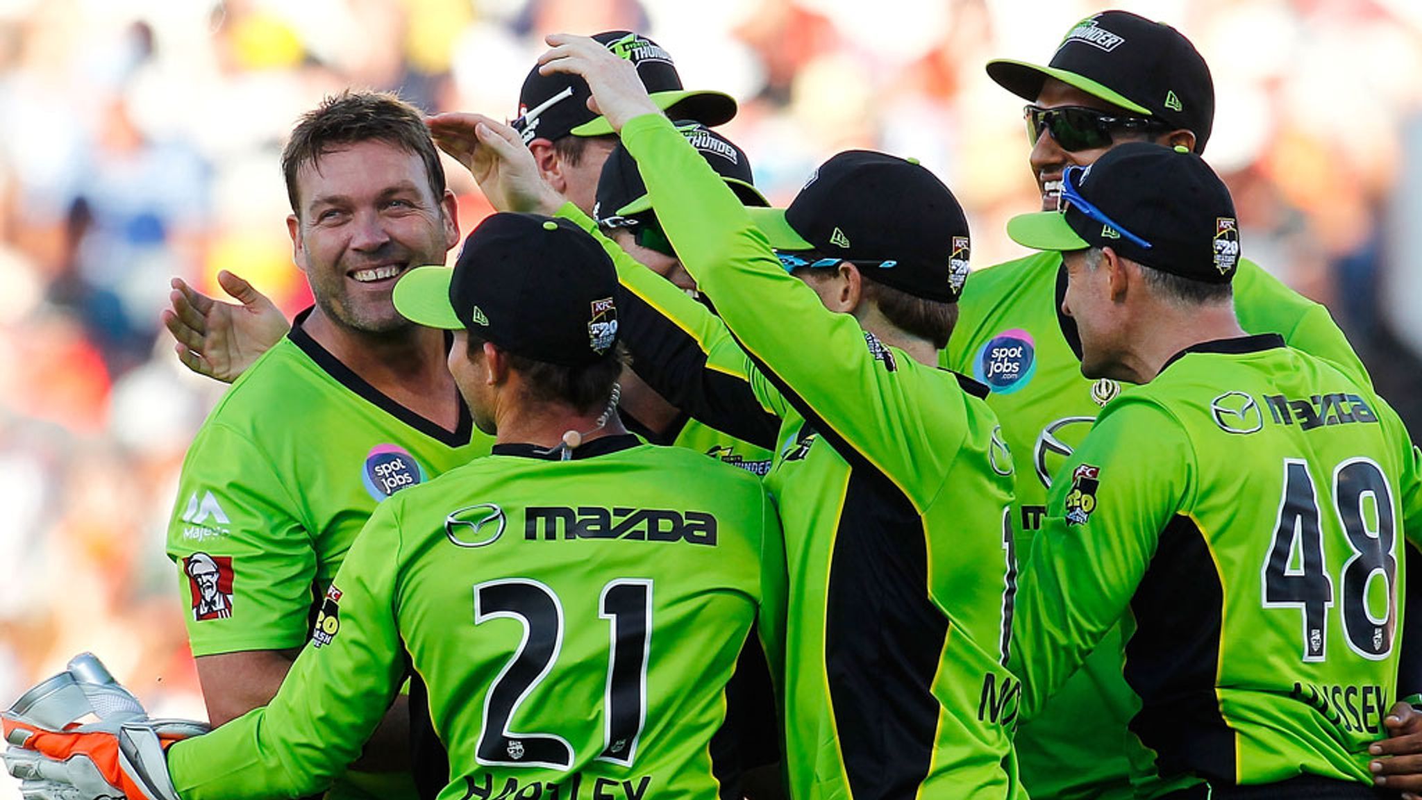 2048x1152 Big Bash Live