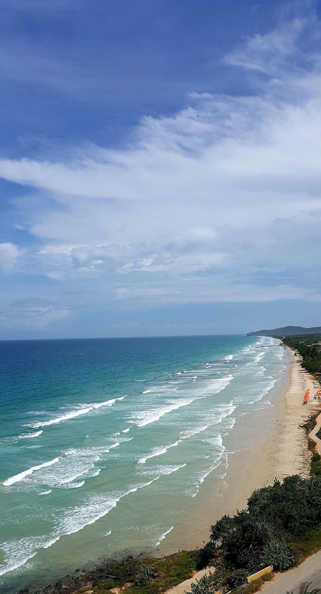 1090x2015 Margarita Island (Venezuela) Wallpaper