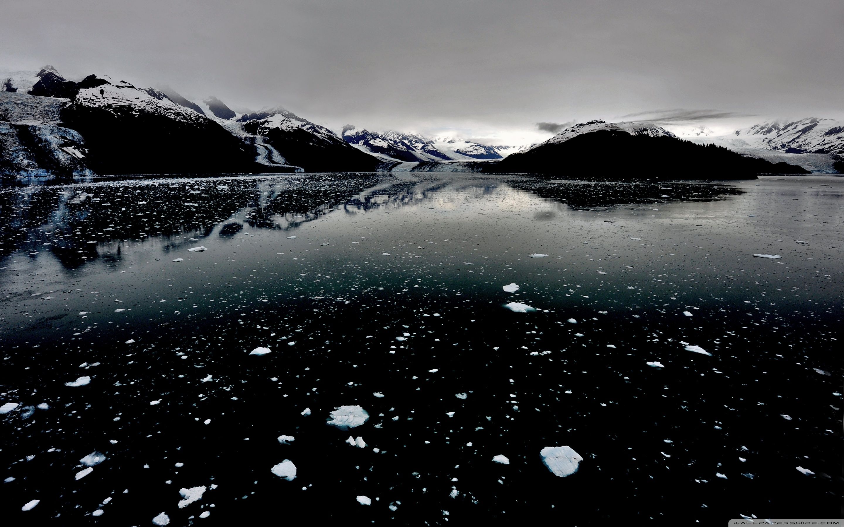 2880x1800 Black Ice 4K UHD Wallpaper for UltraHD Desktop and TV : Widescreen and UltraWide Display : Dual Monitor : Smartphone and Tablet Devices