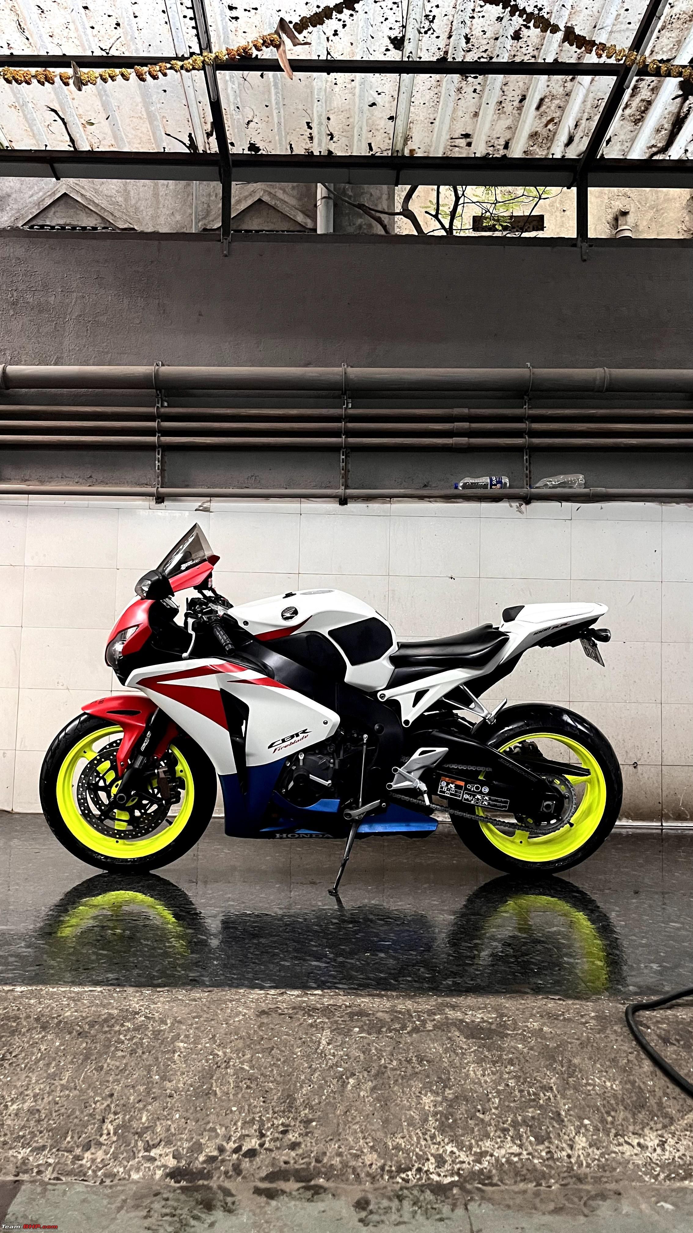 2268x4032 Dual Wield. Triumph Tiger 1200 XCx + Honda CBR 1000RR. Long Term Ownership Review