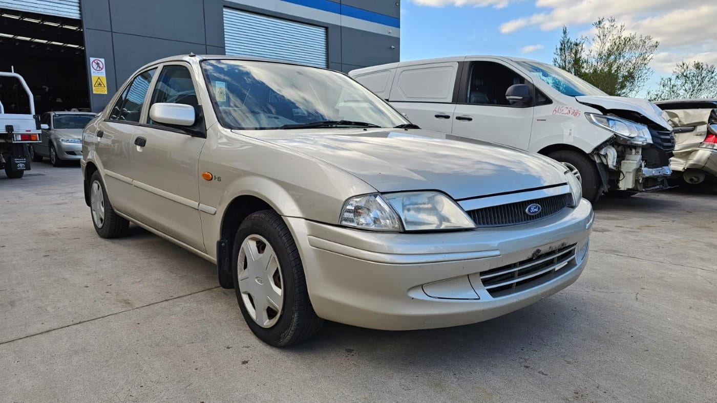 1400x788 Car Wreckers Laser 2000 Gold Auto Petrol